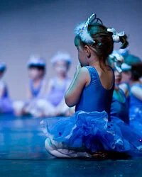 Countdown to dance display...!