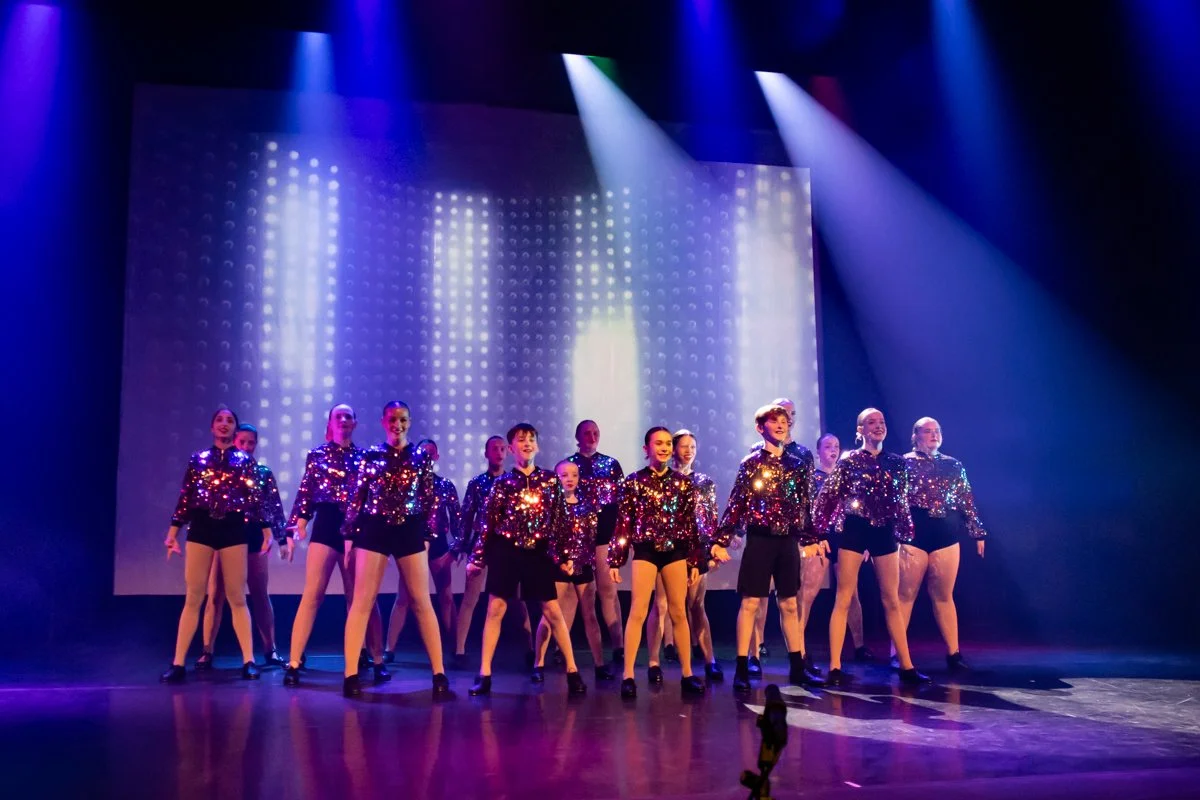 Queensferry dancers shine onstage!