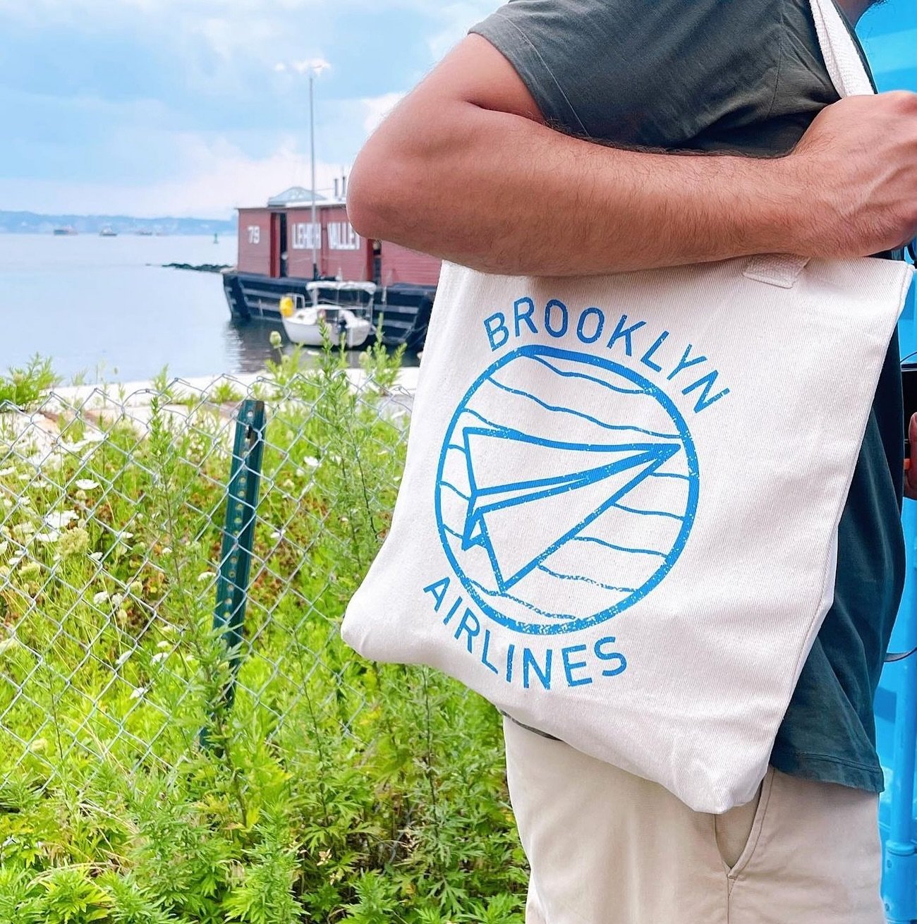 Your reliable tote 🪩