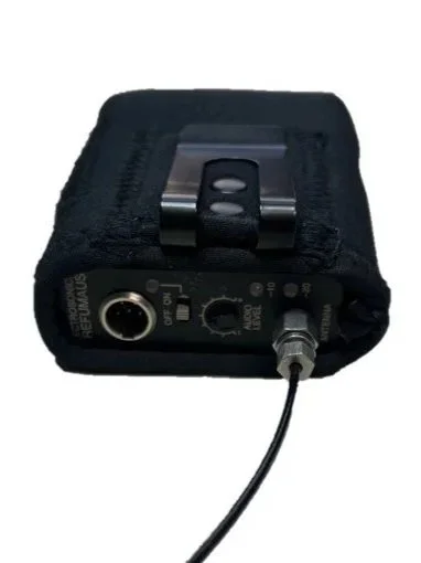 UM400+pouch+2.jpg