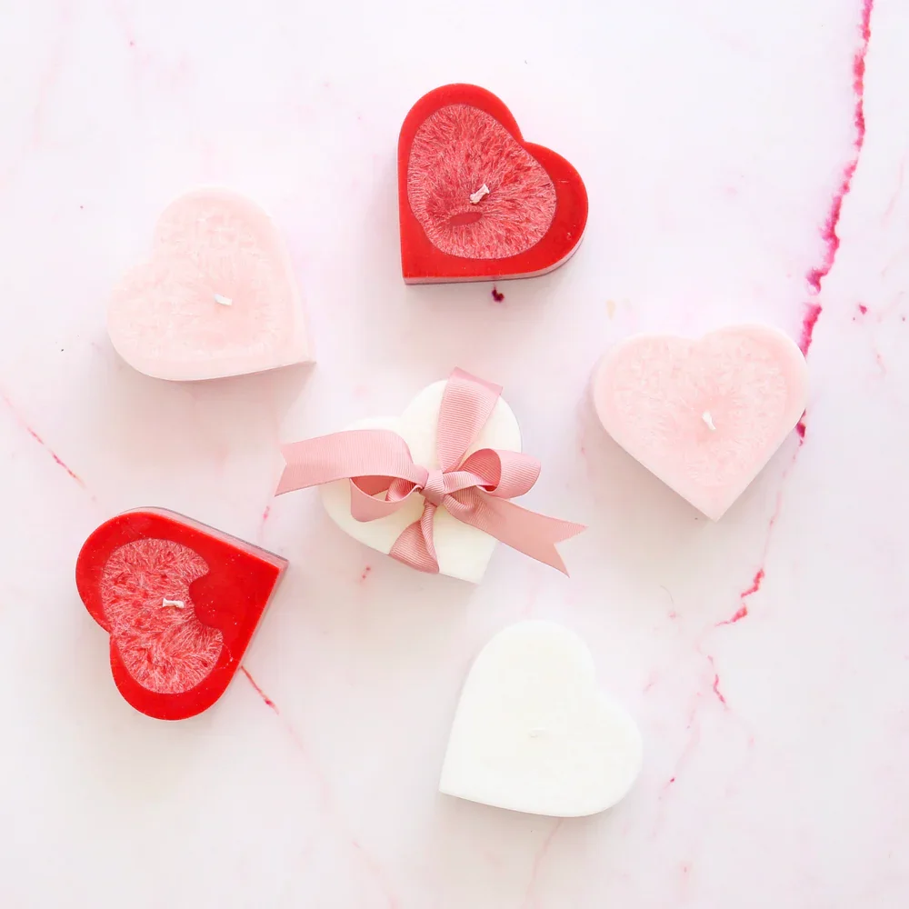 Living Light Pinot Blanc Heart Candle