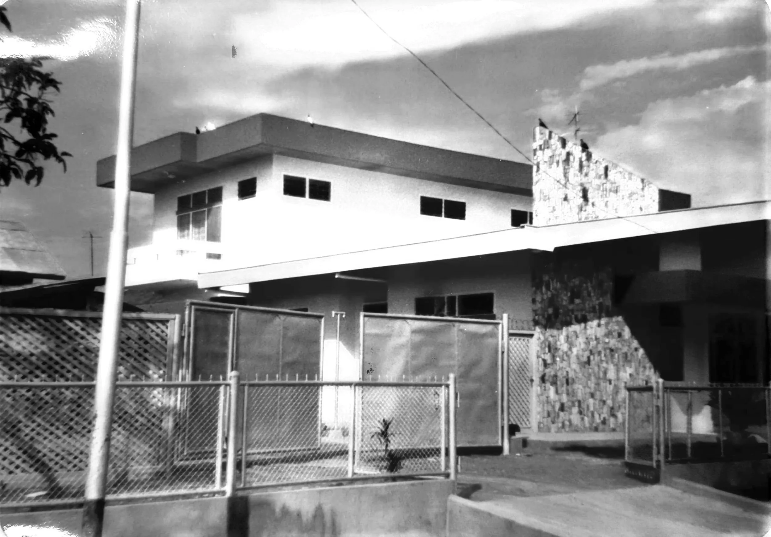 Indo%20house.jpg