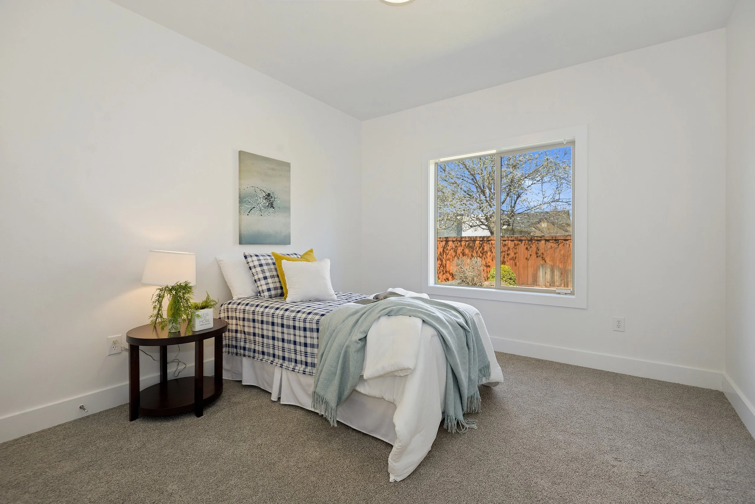025_Bedroom.jpg