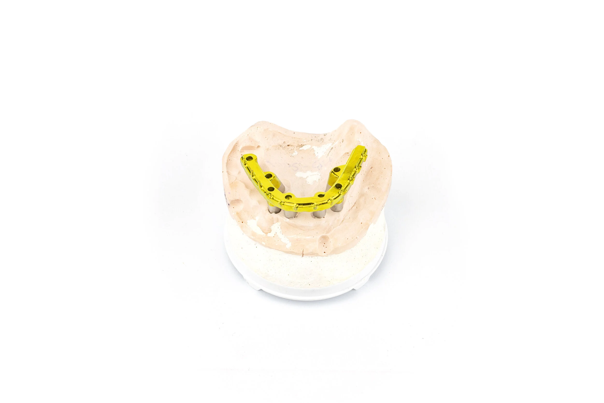 201118 a1 CN-wrap-around-model-frontv2.jpg