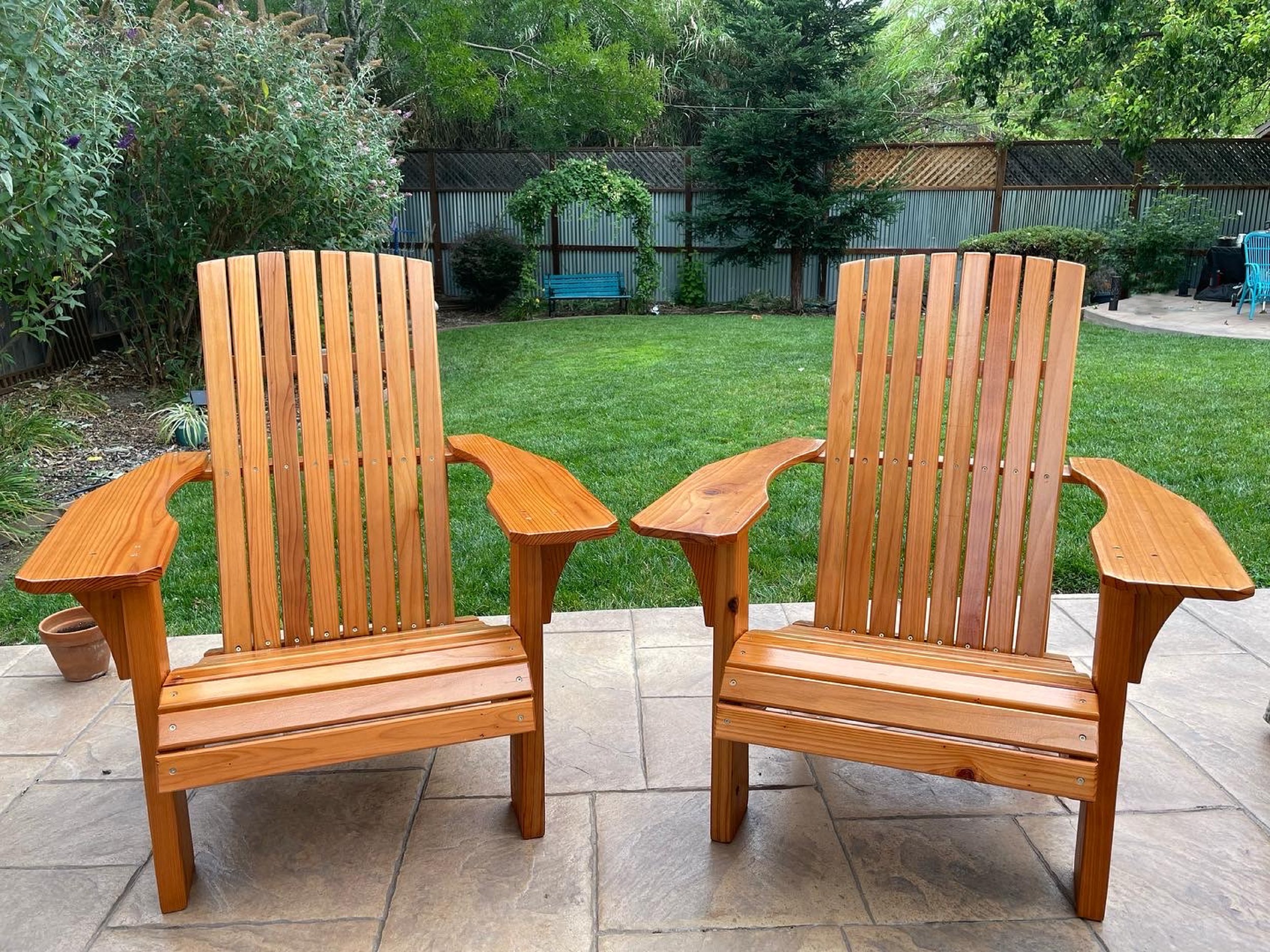 chairsSINtrashcan.jpg