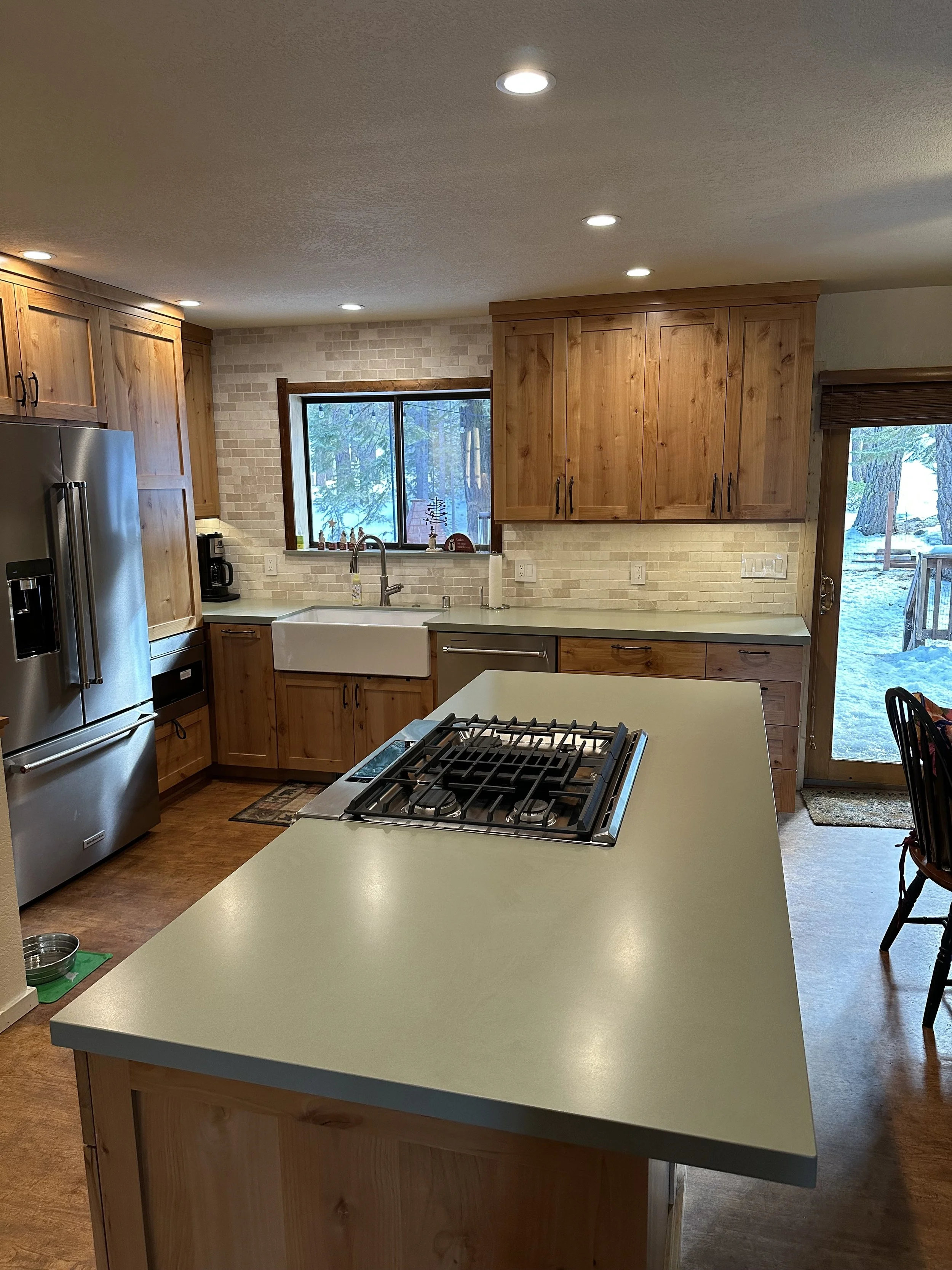 truckee kitchen2.jpg
