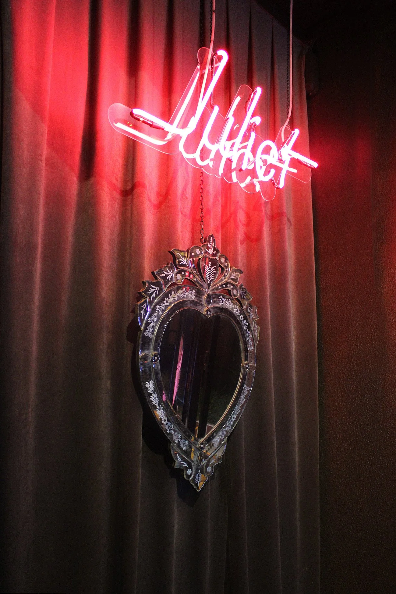 SIGN_MIRROR 2 low.jpg