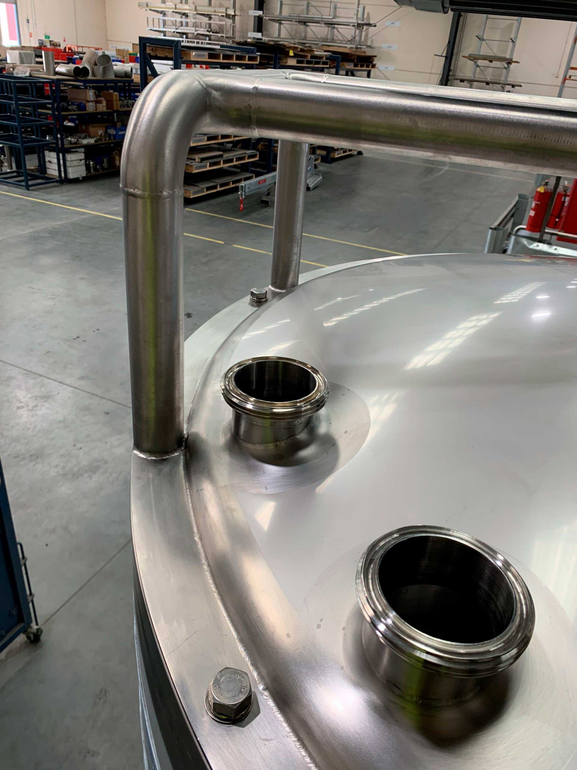 Stainless_Designs_chocolate_tank_vat_detail.jpg