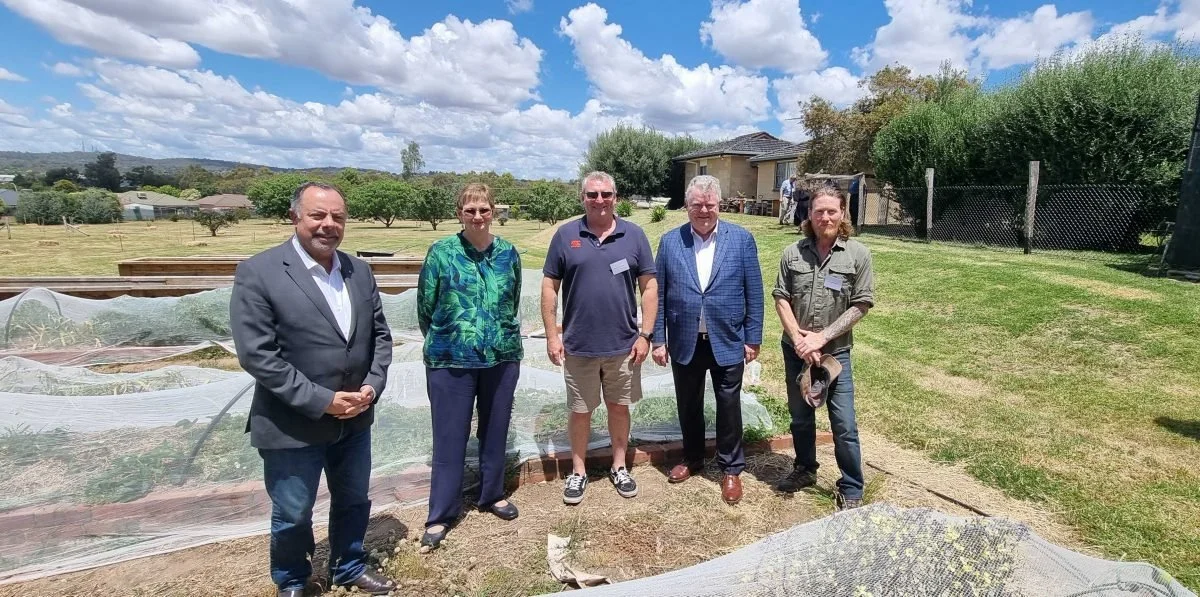 Region Riverina:   Salute to vital Pro Patria Centre during royal commissioners' visit