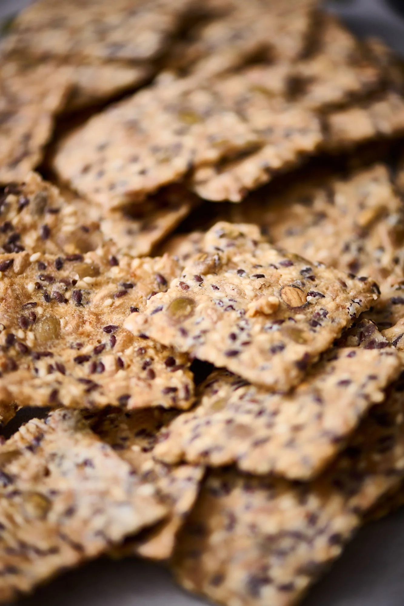 Mette is Baking seeded crackers
