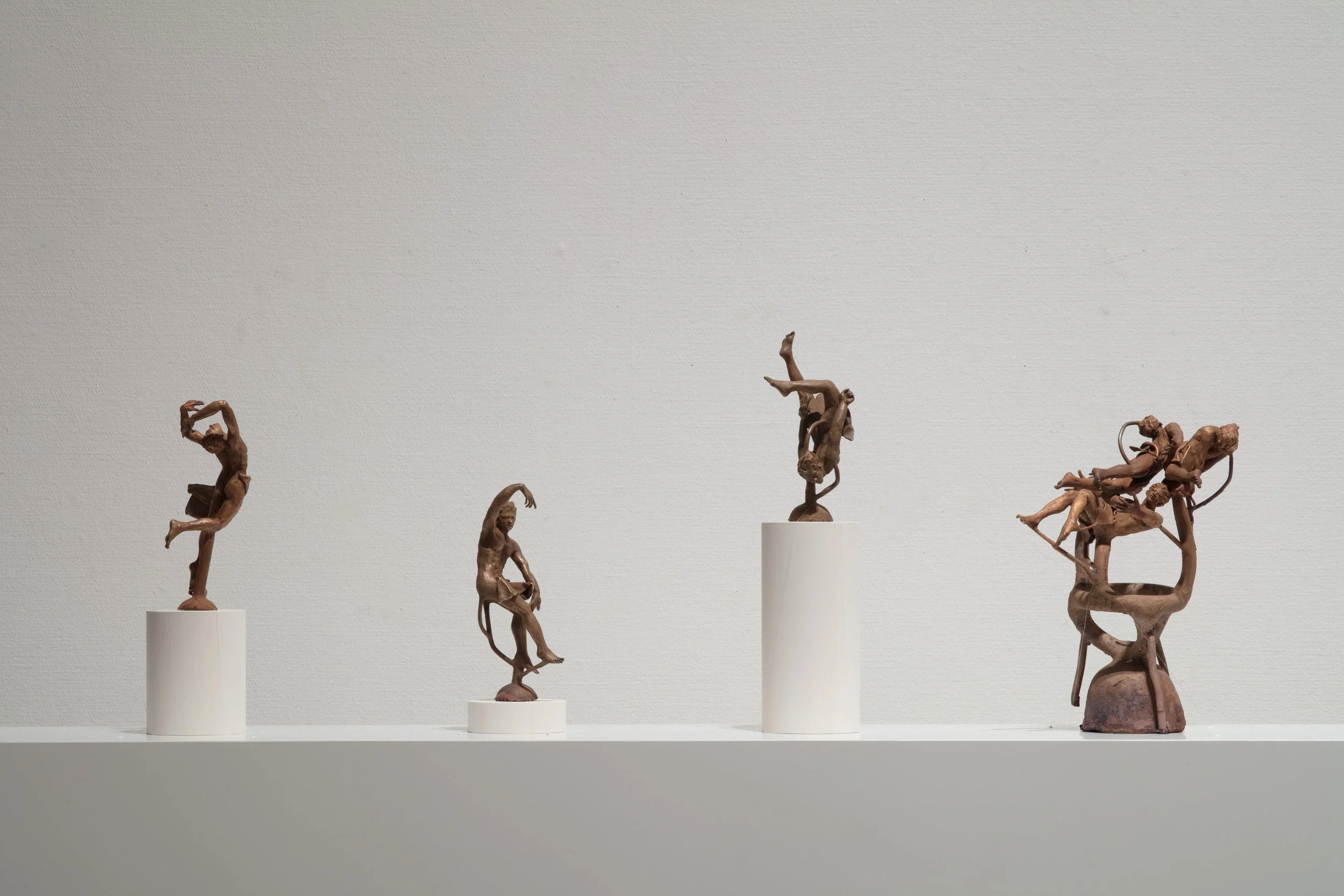 7.金孝真＜Forlorn Paradise II＞2019年、博士審査展展示風景.jpg