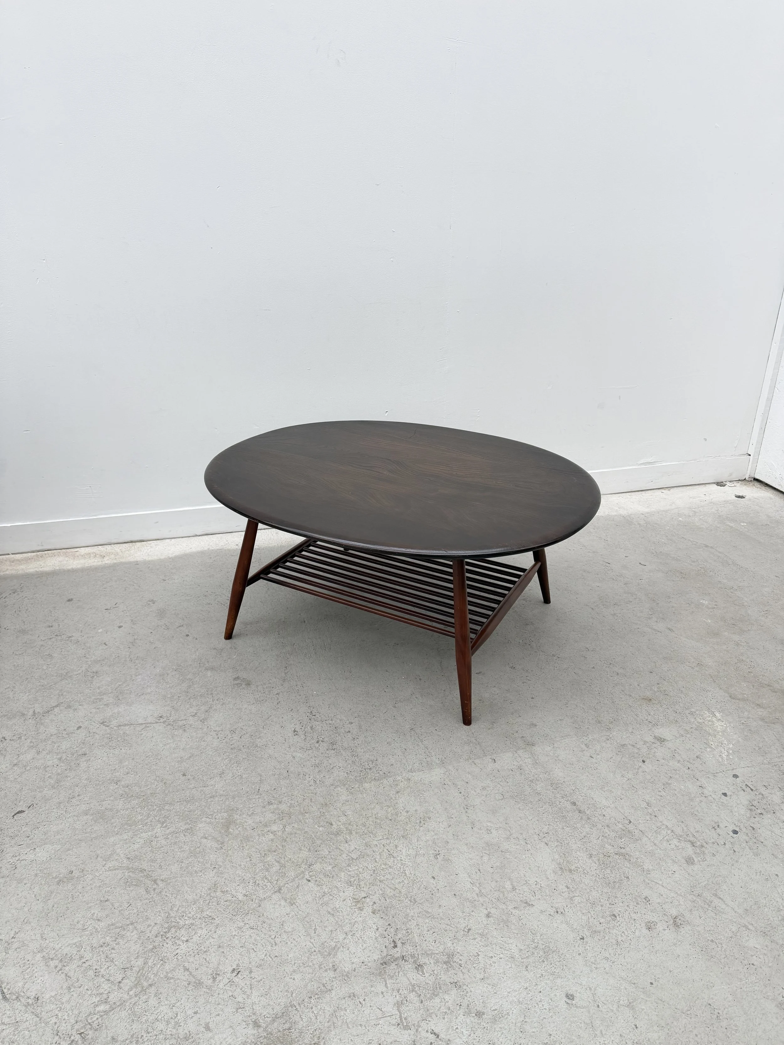 Table basse de Lucian ERCOLANI pour ERCOL, Angleterre 1960