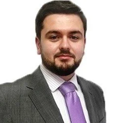 Alex.jpg