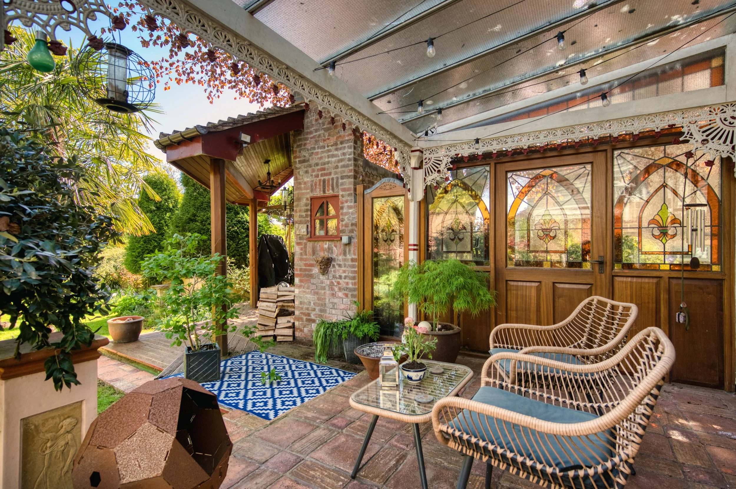 Veranda seating.jpg