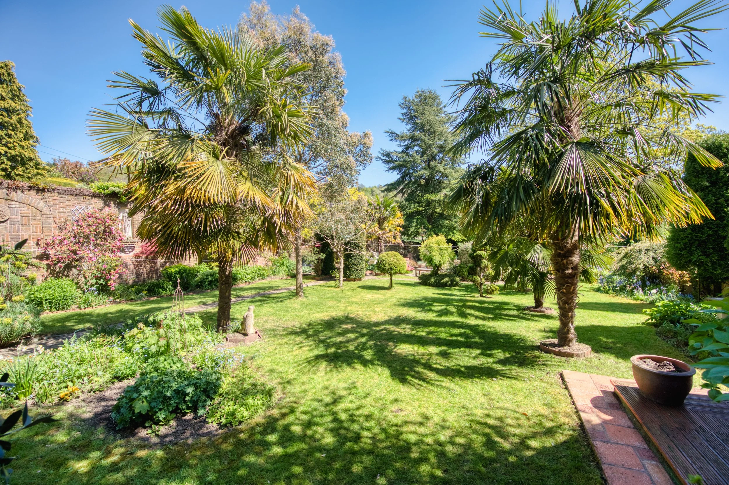 Rear Garden.jpg