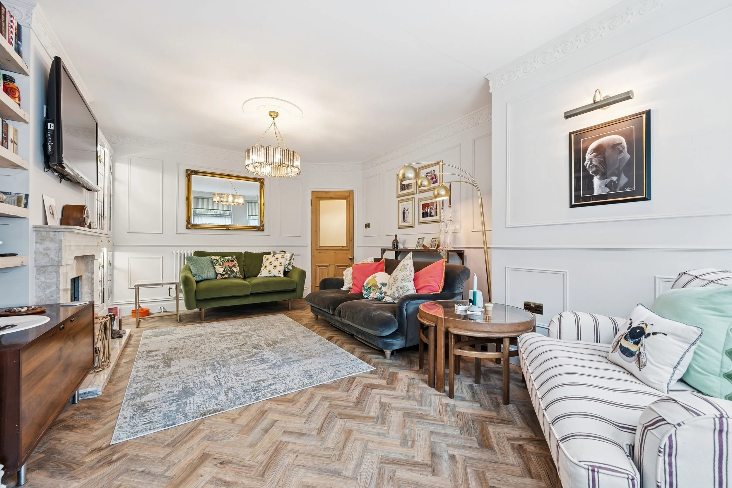 Sitting Room to entrance hallway.jpg