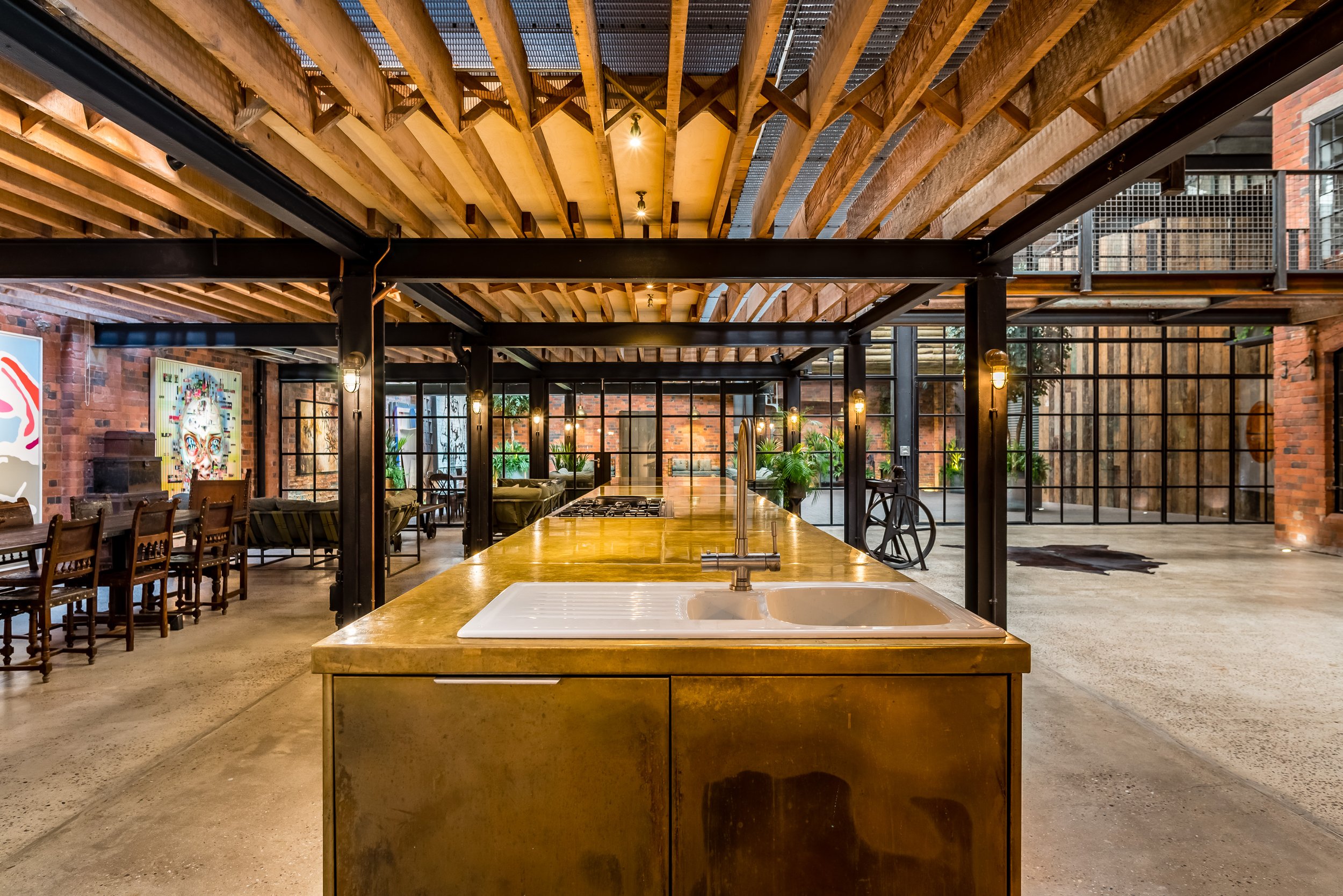 6. KITCHEN.jpg