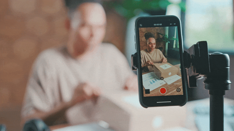 How to start shooting face-to-camera videos on your phone for LinkedIn 🎥
