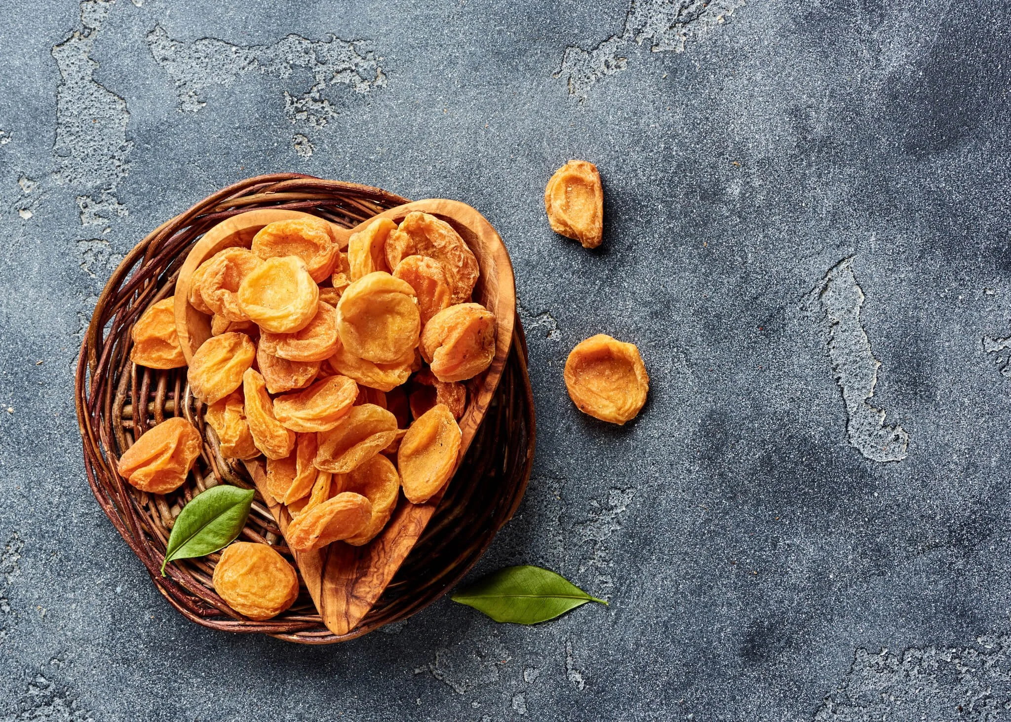 Top Fruits to Dehydrate for Nutritious, LongLasting Snacks