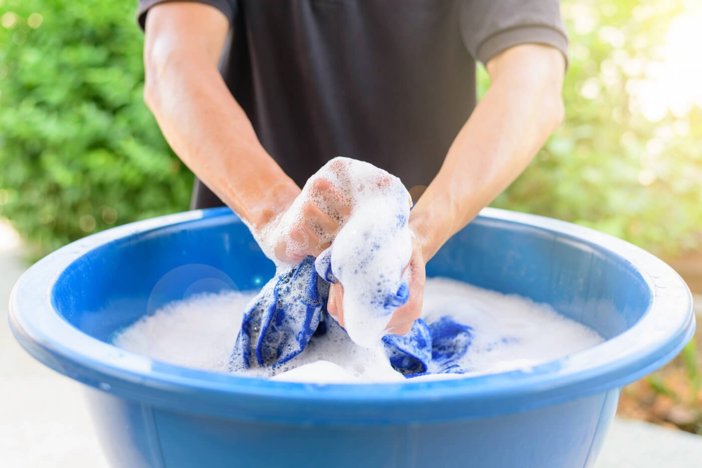 How To Wash Clothes Without Electricity