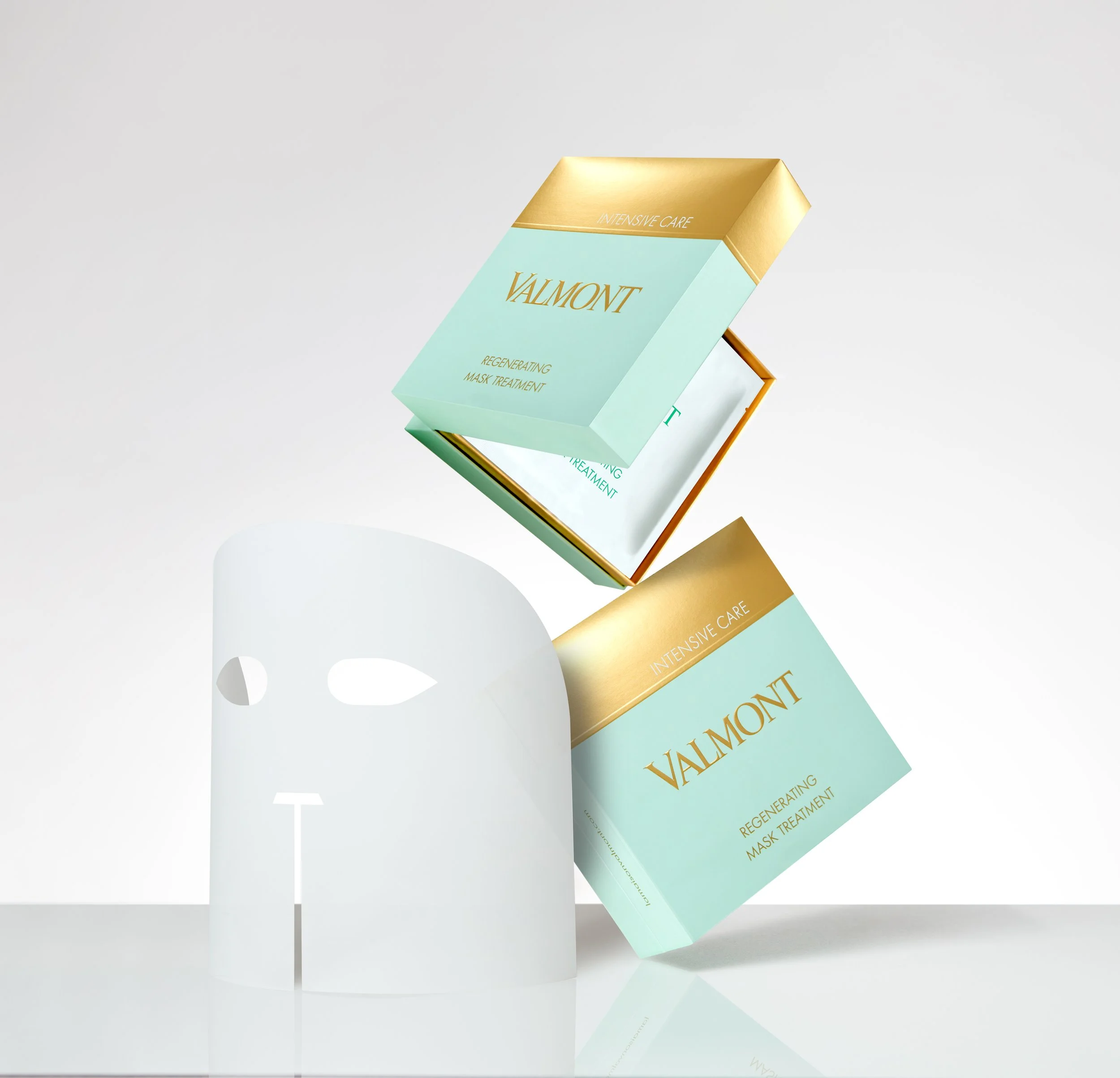 Valmont, Regenerating mask