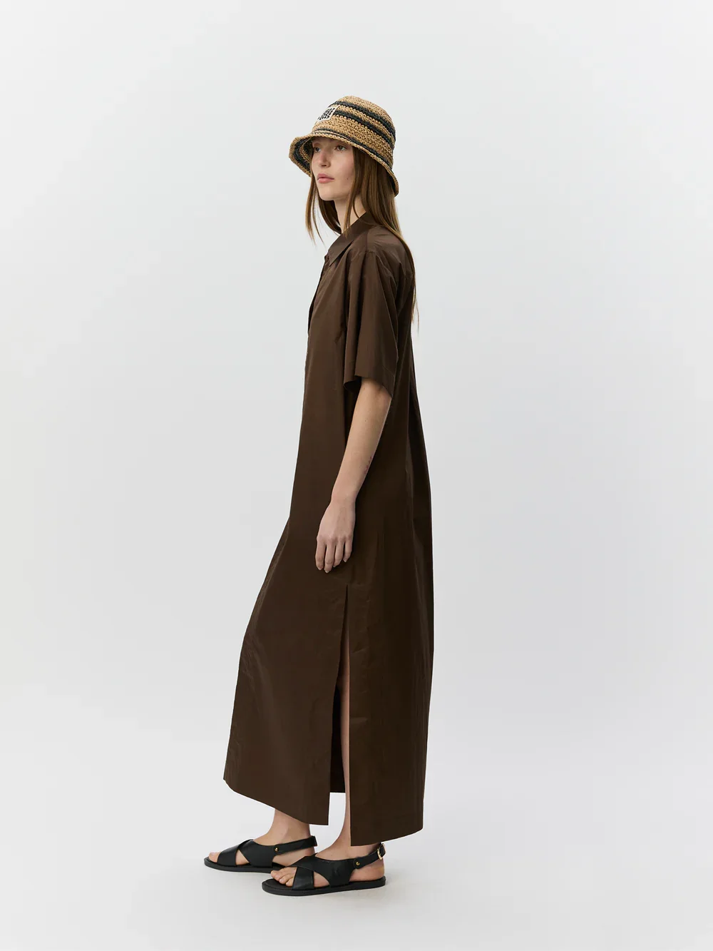 ASANASW_OVERSIZE_SKJORTE_KJOLE-Kjole-S262212-7162_Intense_Brown-2_2013ad03-49c0-4780-b6c9-1873968ad72f.jpg.webp
