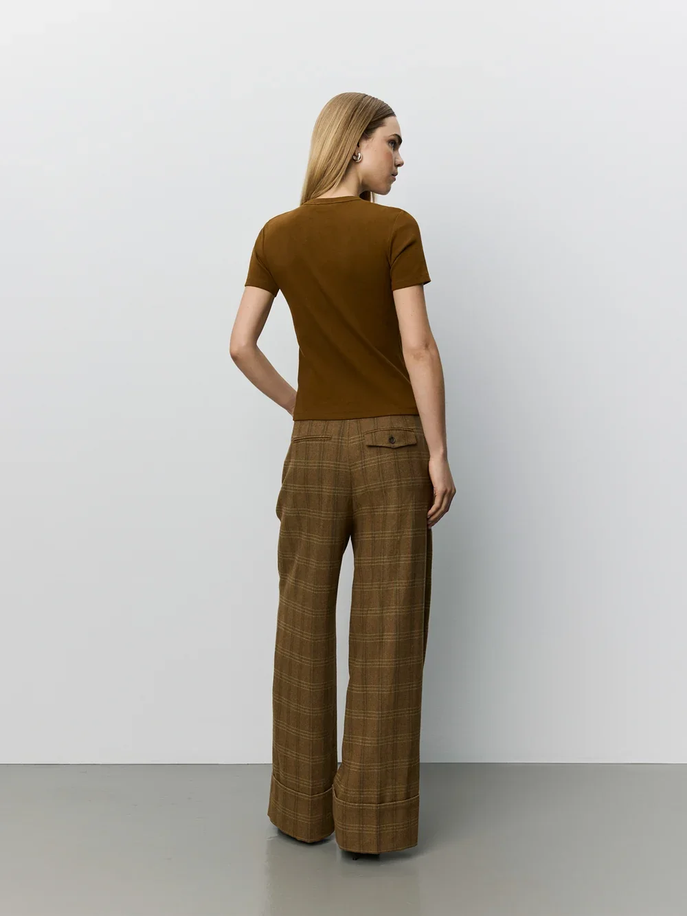 BLAKESW_RIB_BABY_TEE-T-shirt-S263185-7164_Maple_Brown-3.jpg.webp
