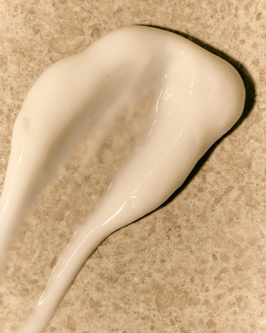 msch-copenhagen-hand-body-souffle-lemongrass-300-ml_900x1126c.jpg
