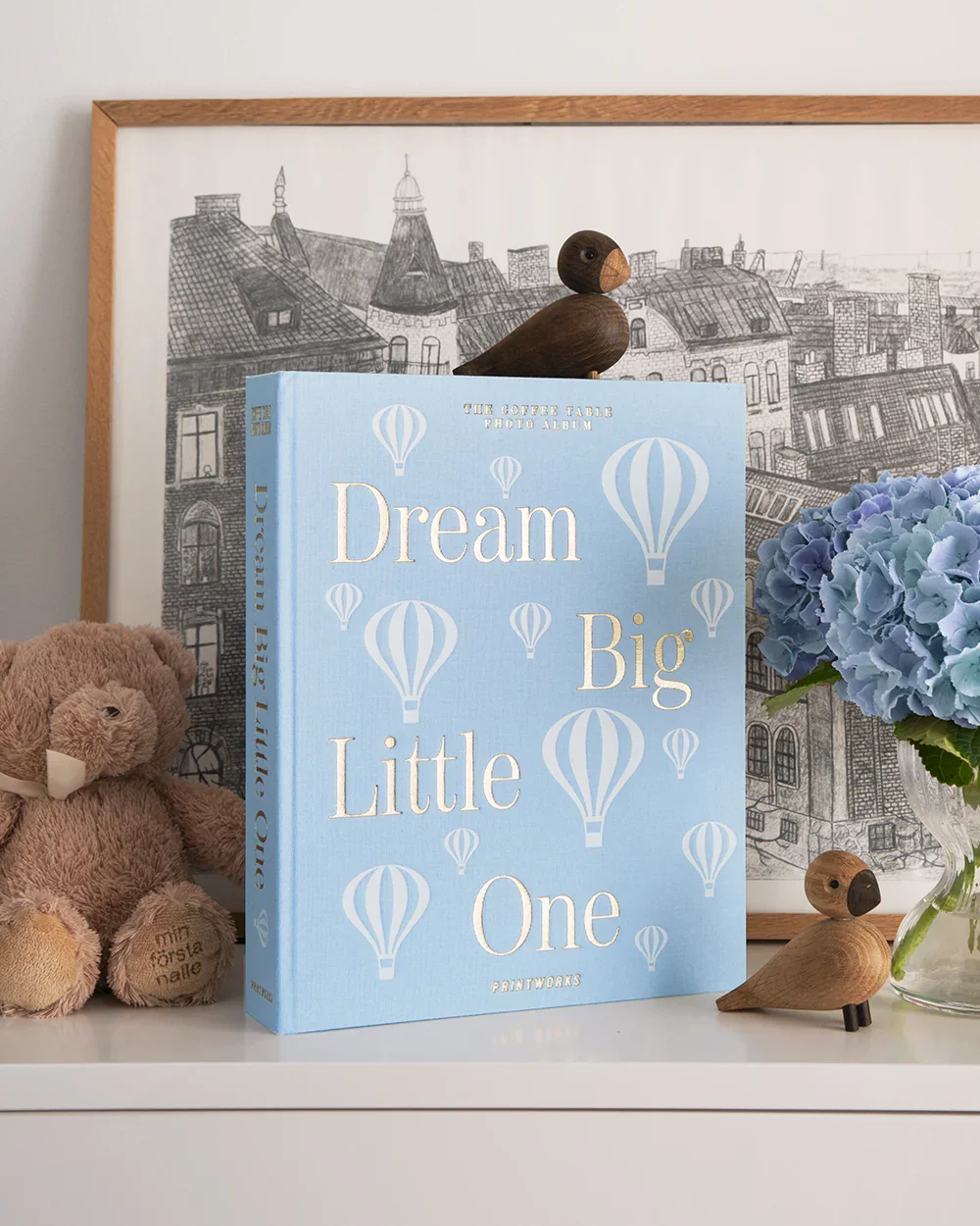 Printworks_PhotoAlbum_DreamBigLittleOneBlue_mood_2.jpg.webp