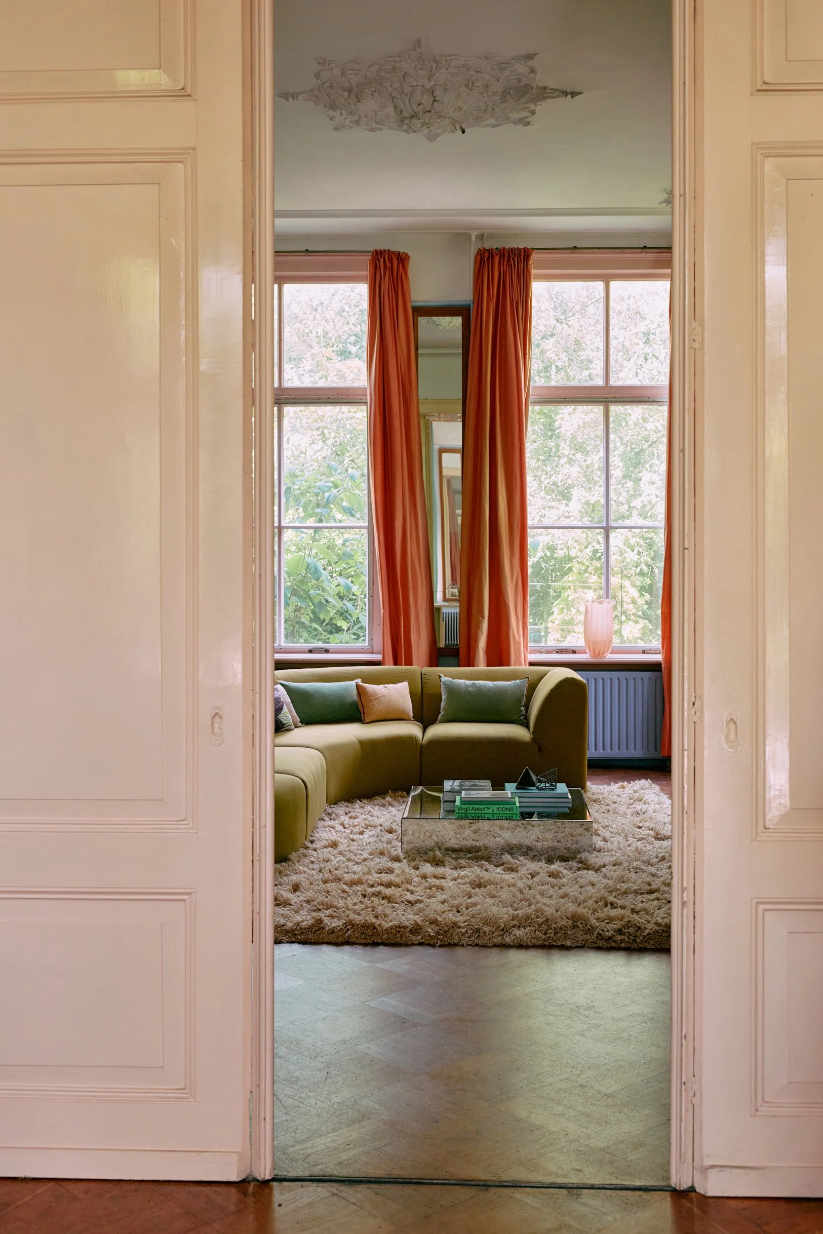 2526_collection_hkliving_shoot_1_lr_074.jpg