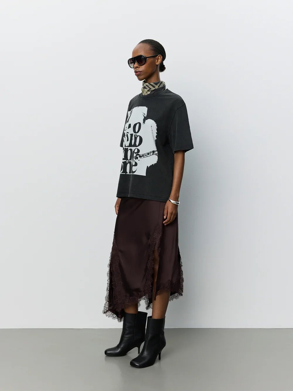 MAESW_OVERSIZE_T-SHIRT-T-shirt-S264305-1015_Washed_black-2.jpg.webp