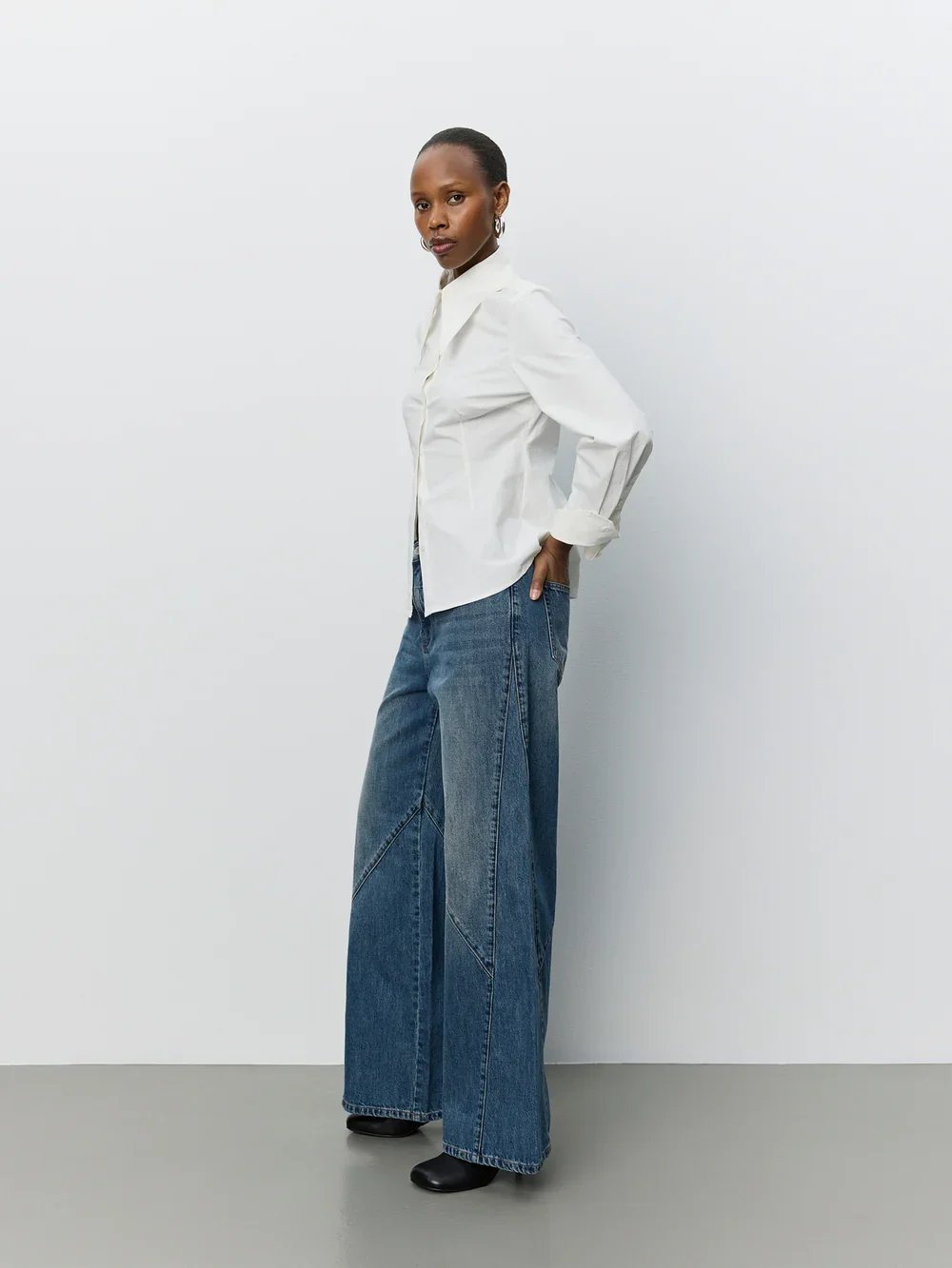 WILDISSW_POPLIN_SKJORTE-Skjorte-S264250-0101_Off_white-2.jpg.webp