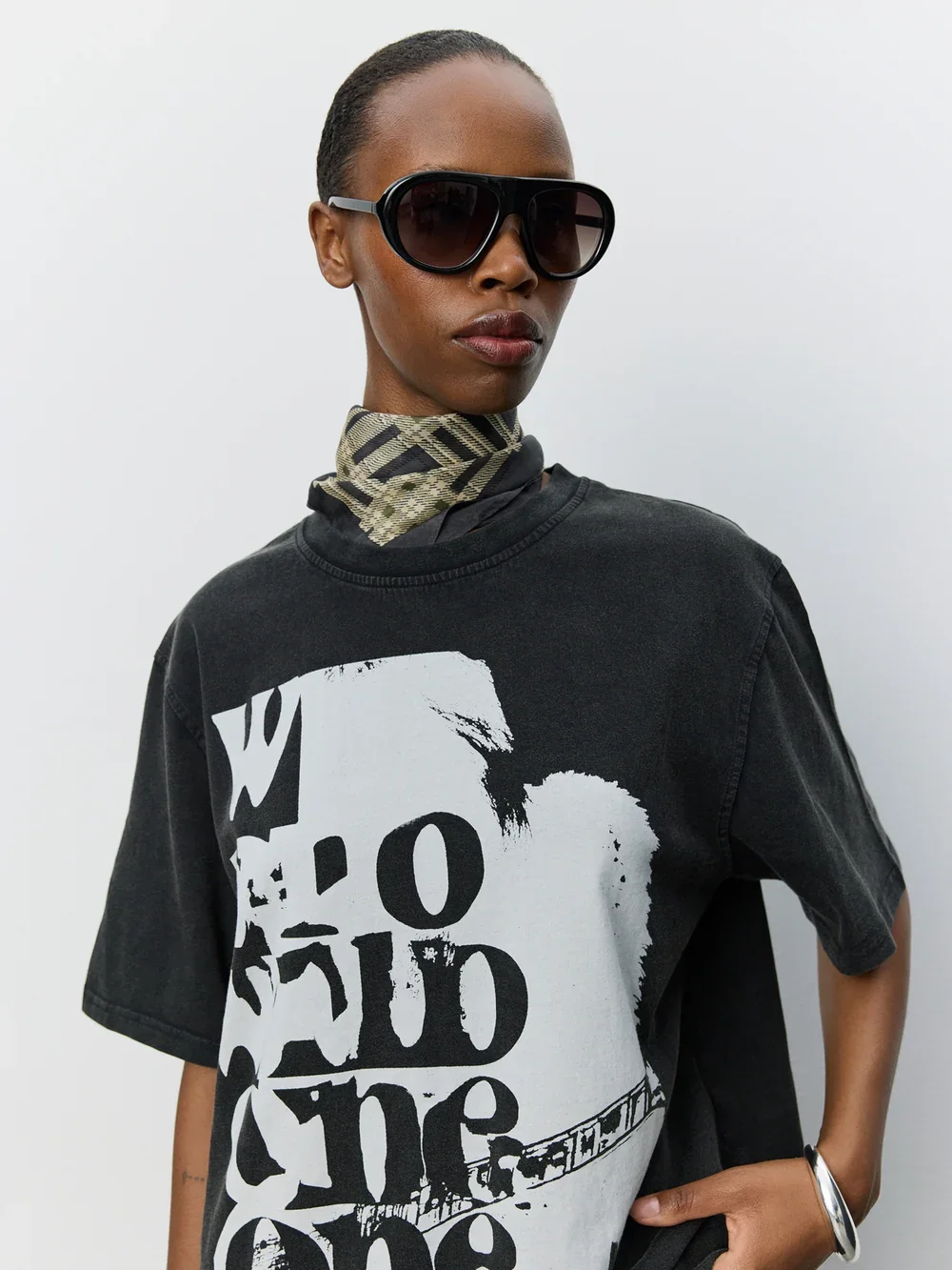 MAESW_OVERSIZE_T-SHIRT-T-shirt-S264305-1015_Washed_black-4.jpg.webp