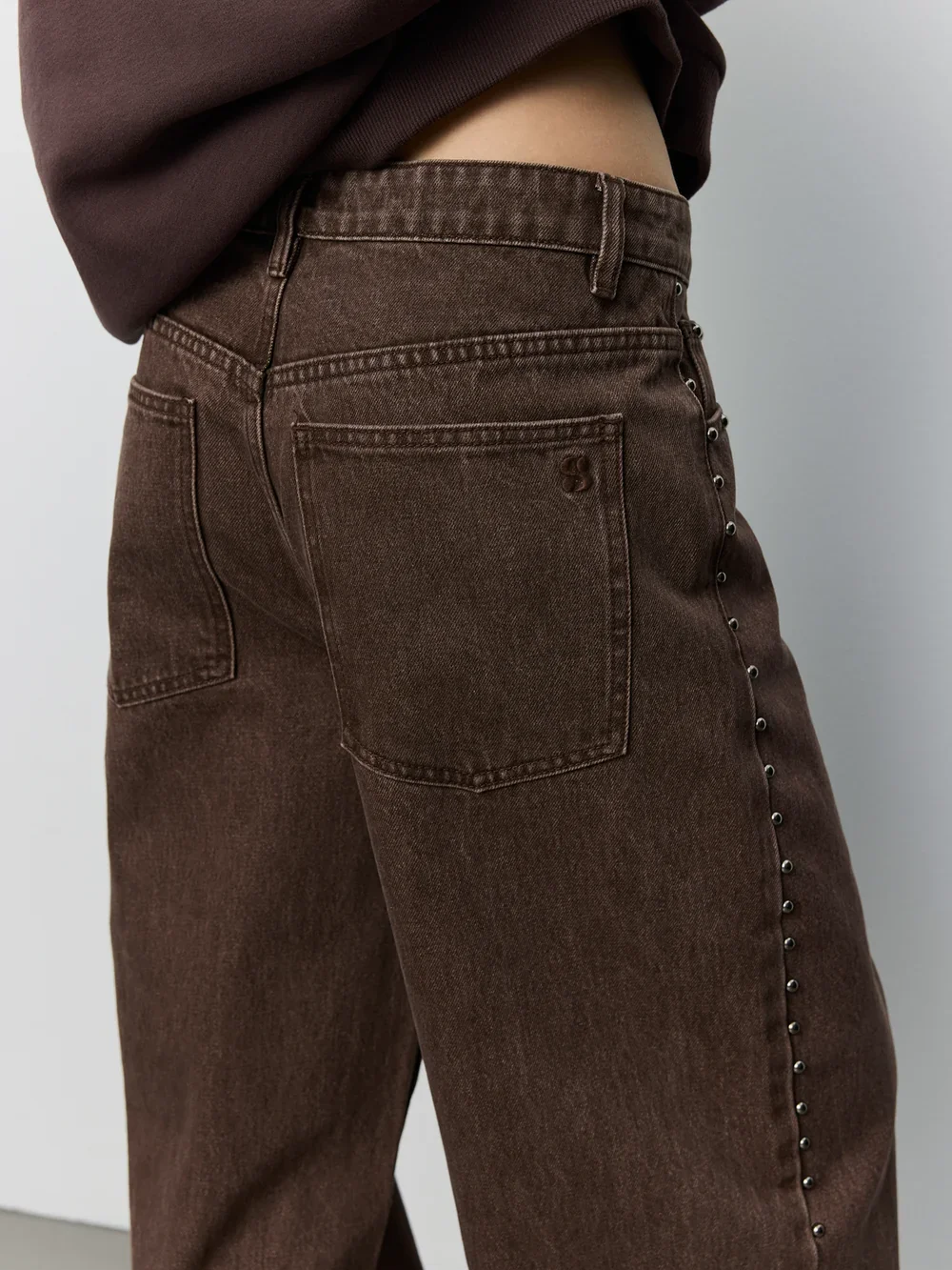 HAVANASW_JEANS_MED_NITTER-Jeans-S263176-9099_Middle_Brown-4.jpg.webp