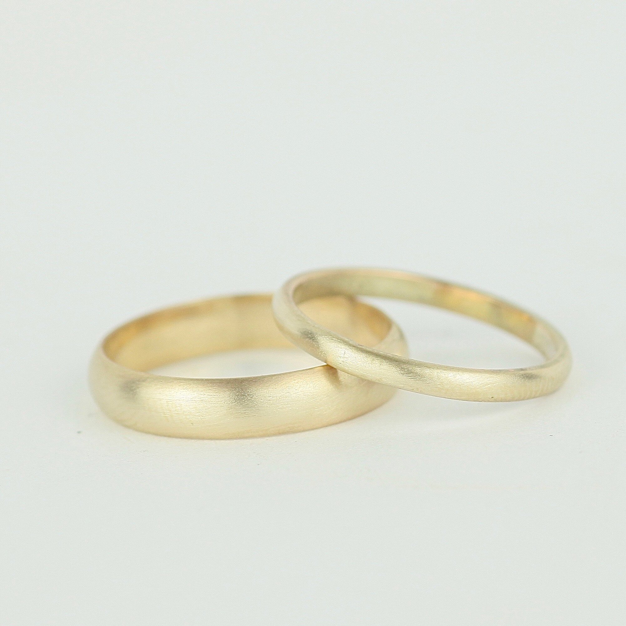 9ct+Half+Round+Wedding+Ring+Set.jpg