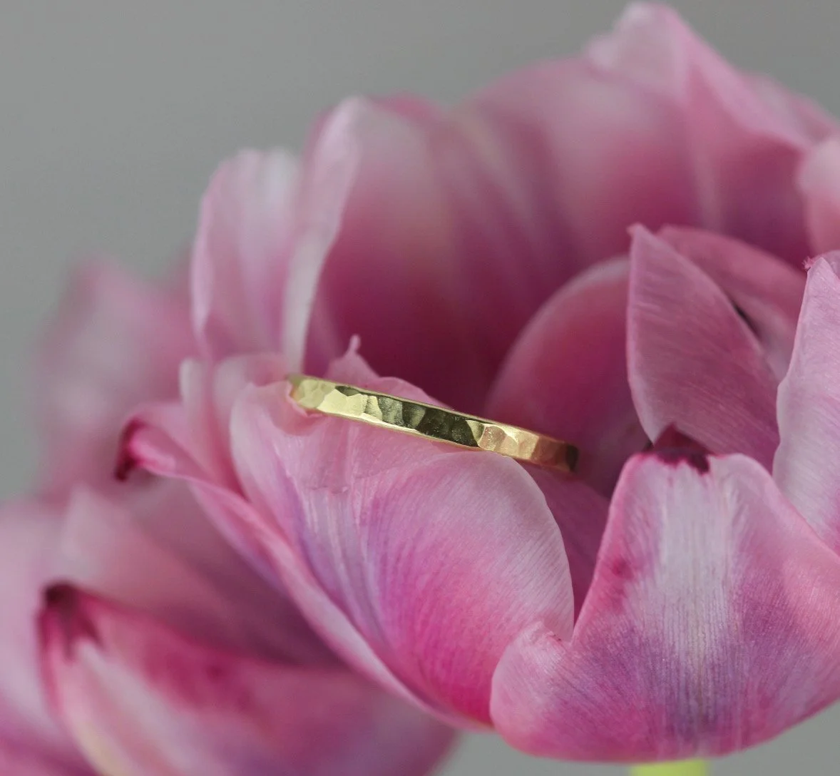 Marcia+Vidal+hammered+18ct+gold+wedding+ring+5.jpg