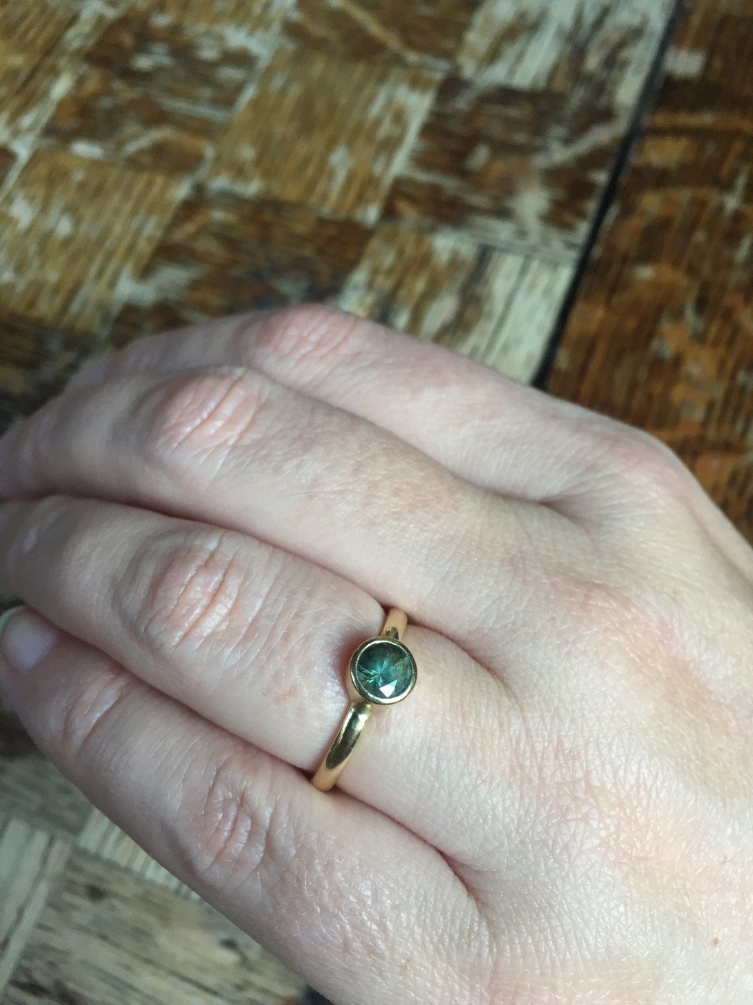 18ct+gold+sapphire+engagement+ring.jpg