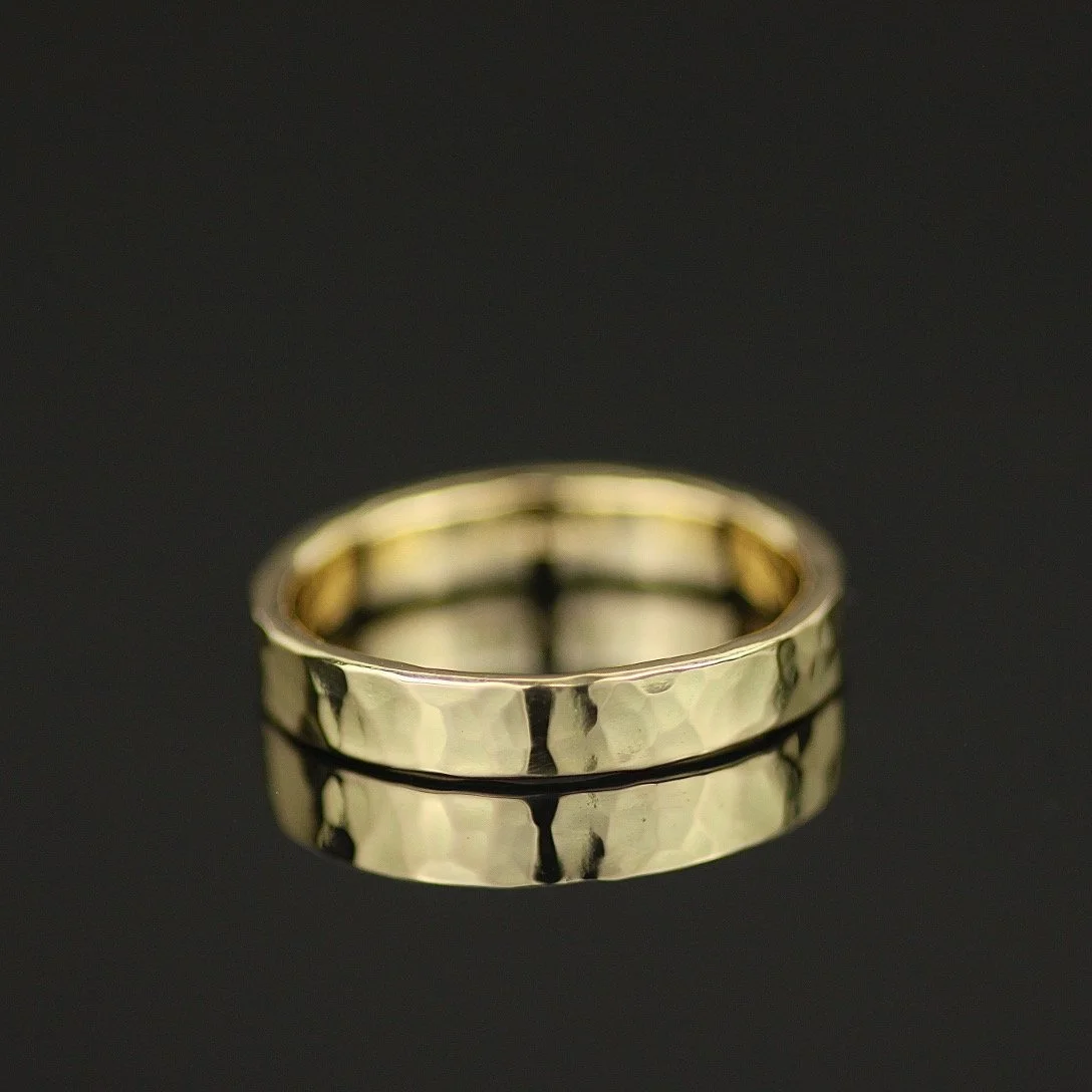 18ct+gold+4mm+hammered+mens+wedding+band+Marcia+Vidal+6.jpg