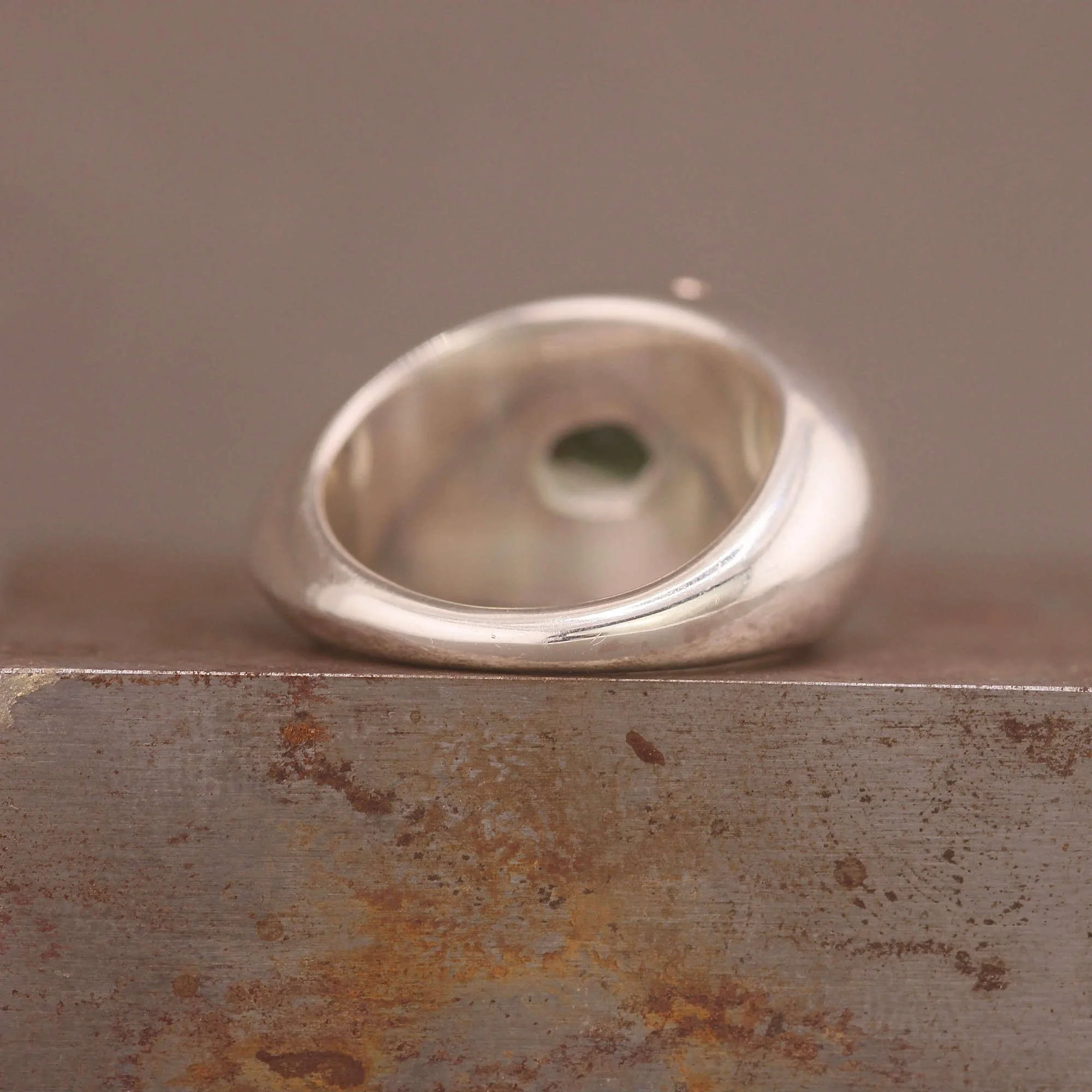 Green tourmaline silver 14ct gold pear shaped unisex signet ring.JPG