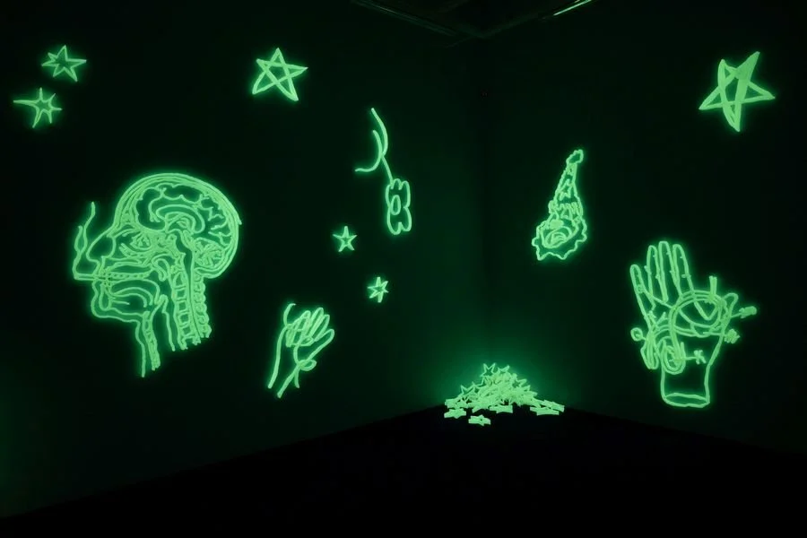 10.-Glow-on-series-Enrique-Lopez-Llamas.-2025.-Series-of-fluorescent-plastic-polymer-assemblages.-Installation-views.jpg