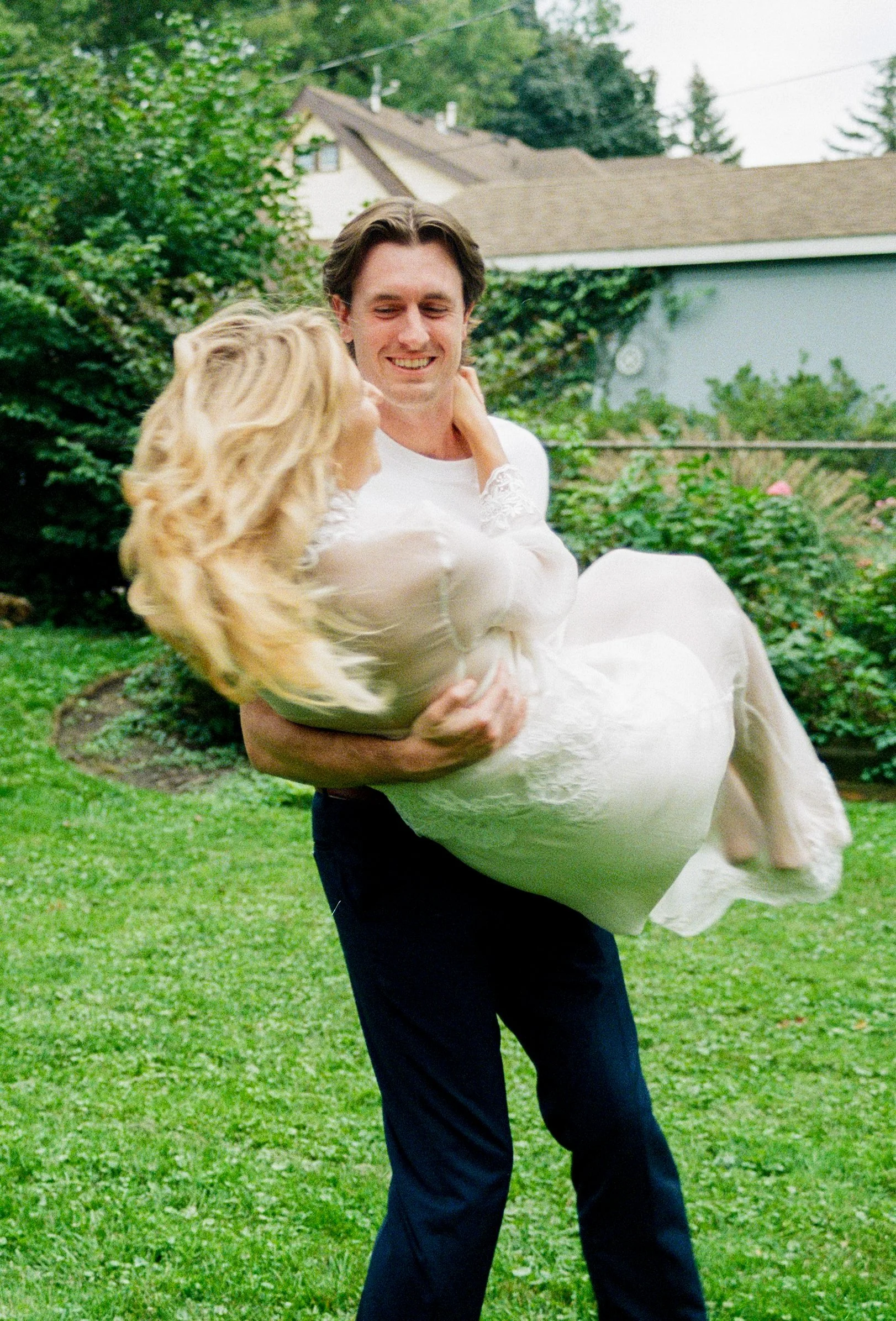 amy + jj engagement shoot-118.jpg