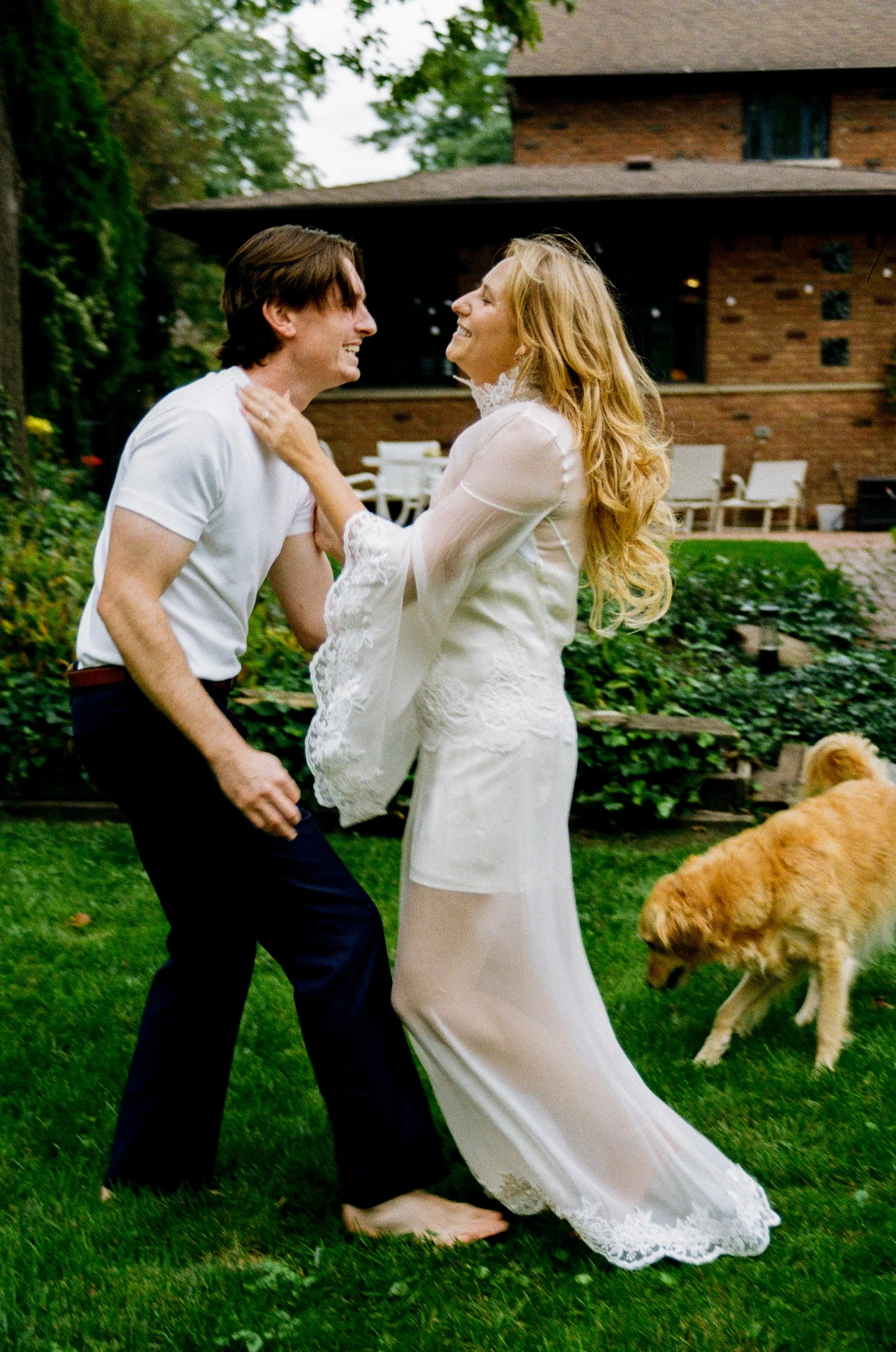 amy + jj engagement shoot-16.jpg