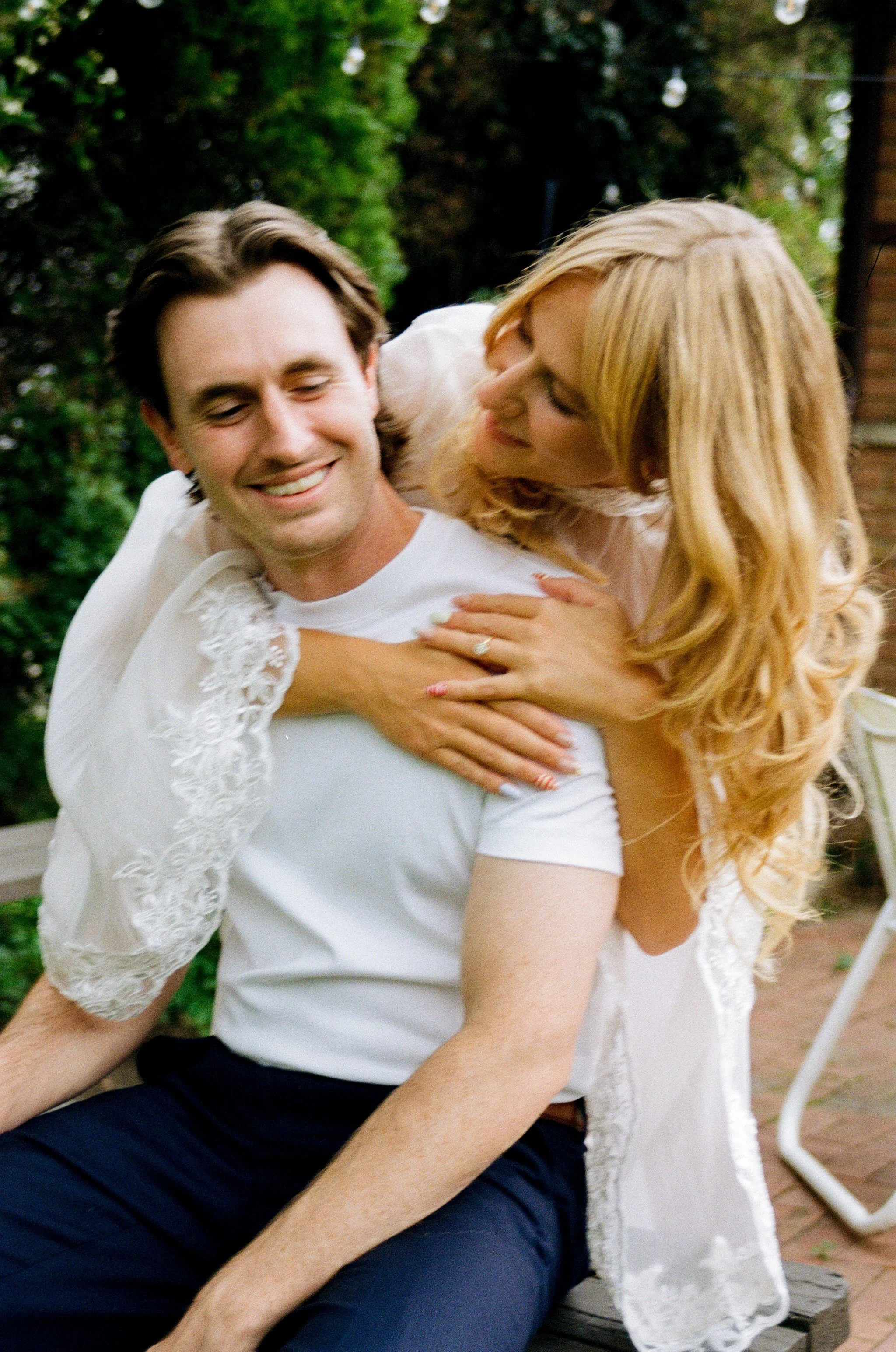 amy + jj engagement shoot-29.jpg
