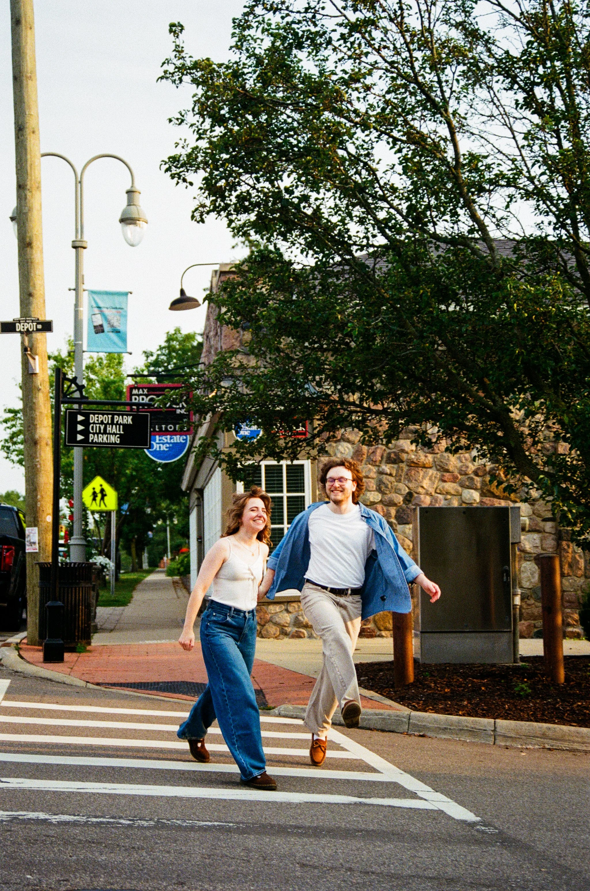 hailee + alec engagement shoot-103.jpg