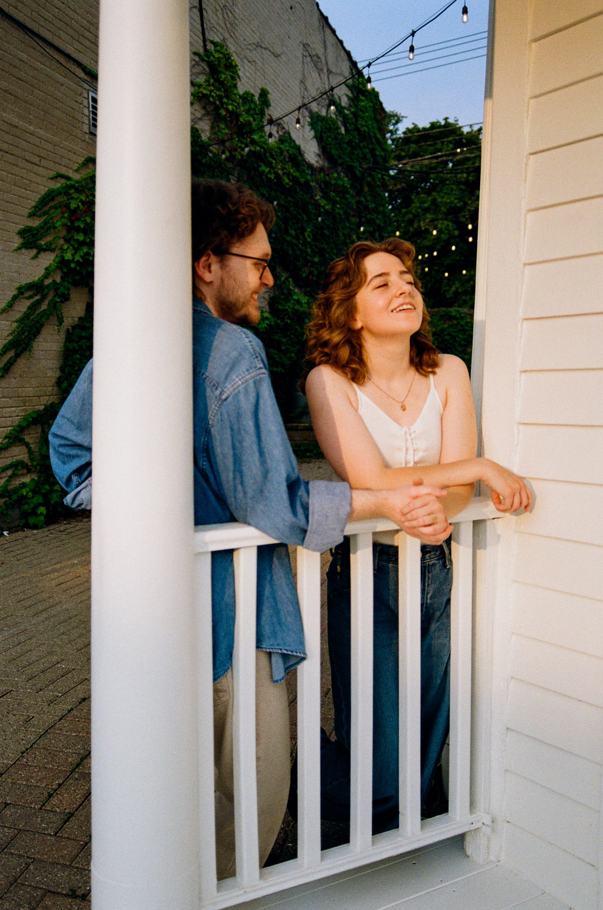 hailee + alec engagement shoot-48.jpg