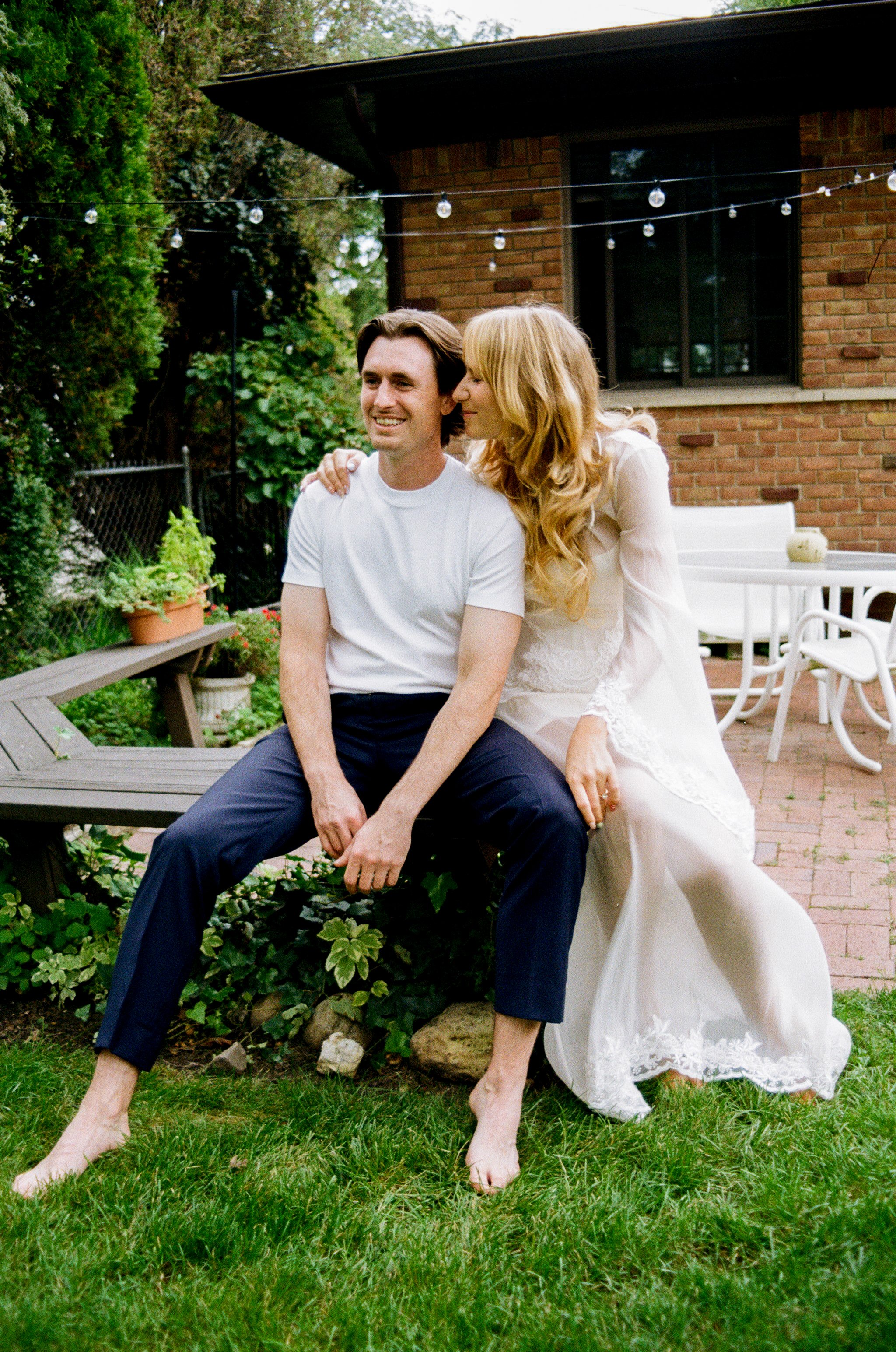 amy + jj engagement shoot-36.jpg