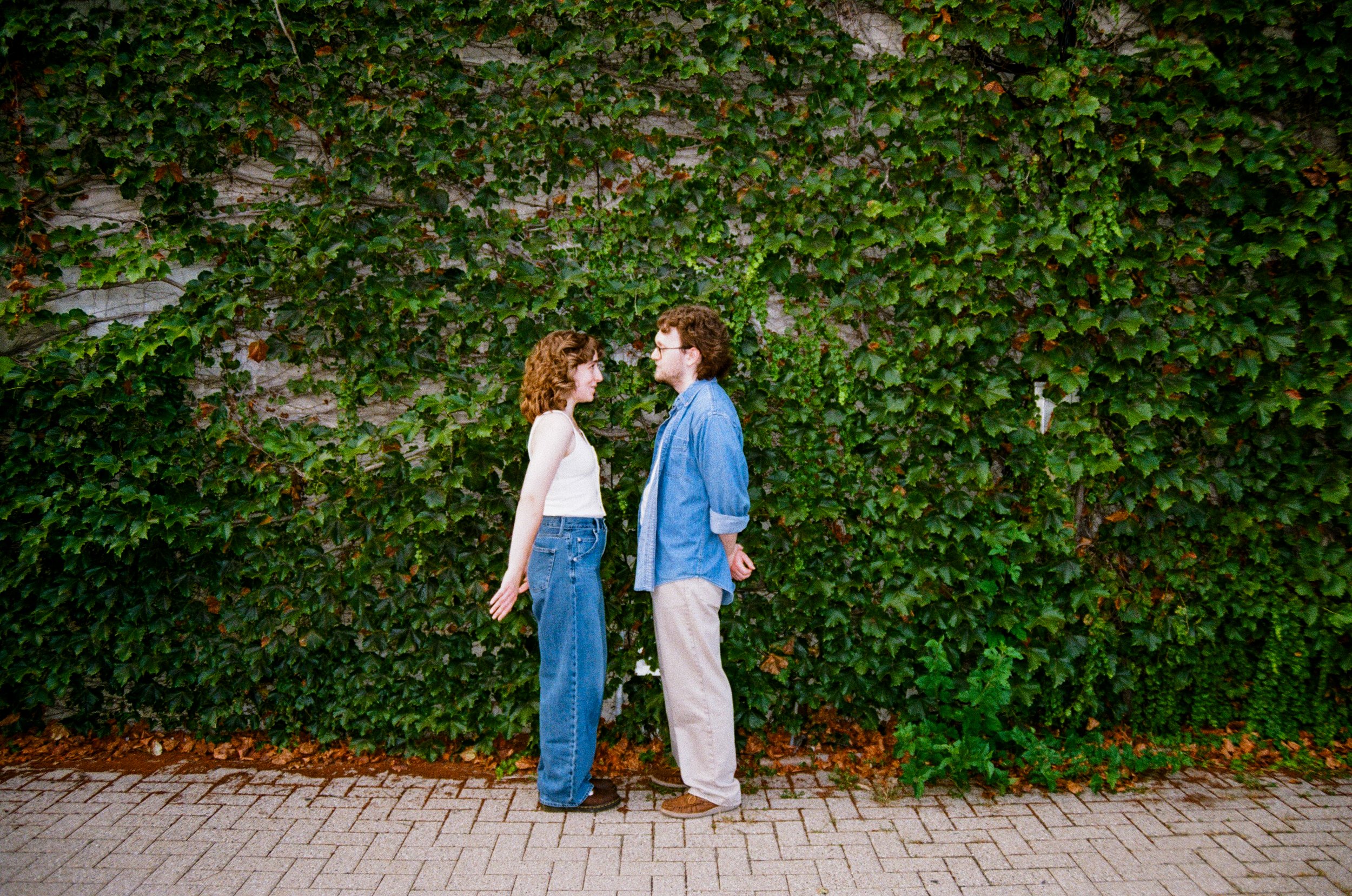 hailee + alec engagement shoot-55.jpg