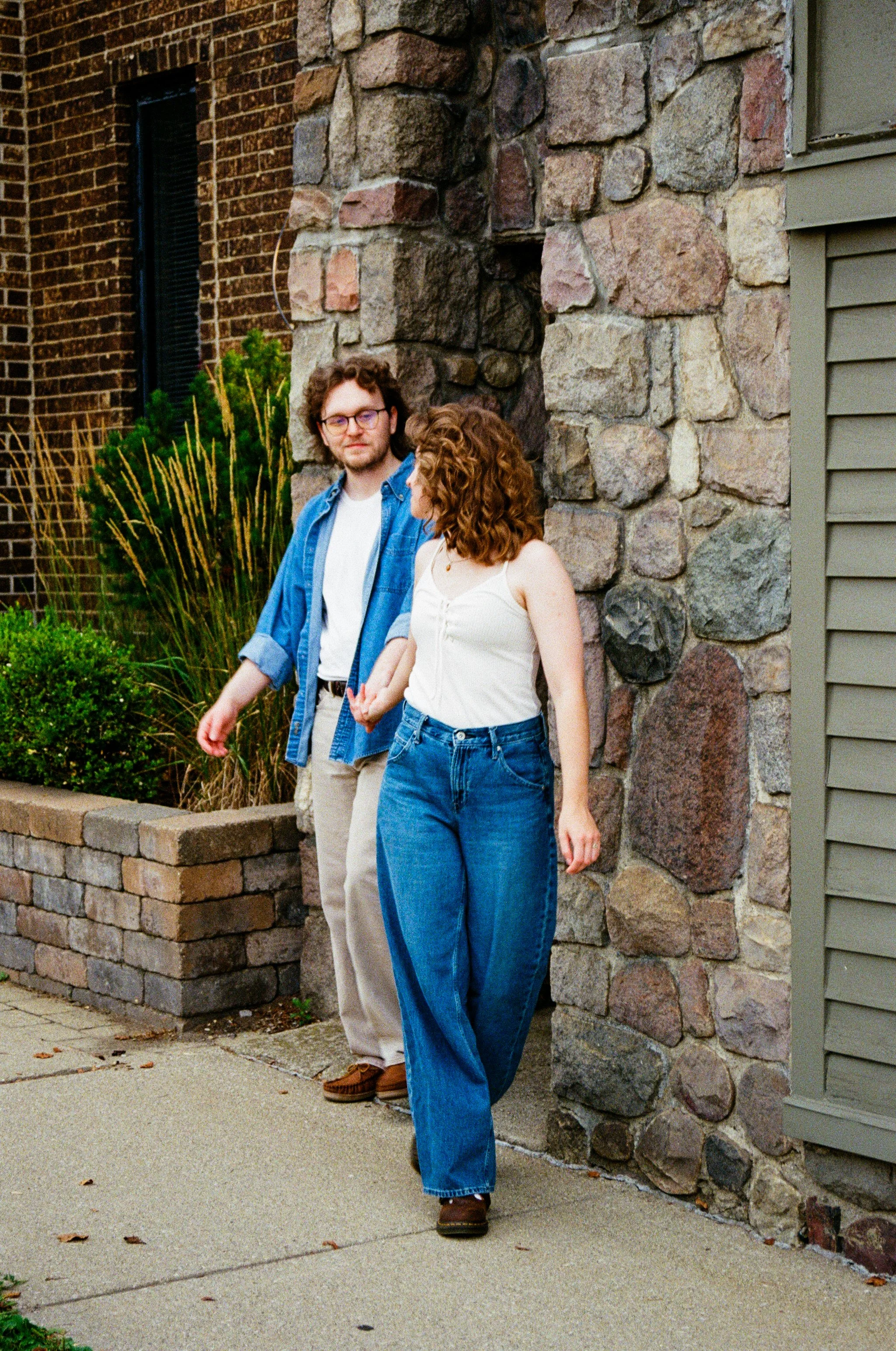 hailee + alec engagement shoot-89.jpg