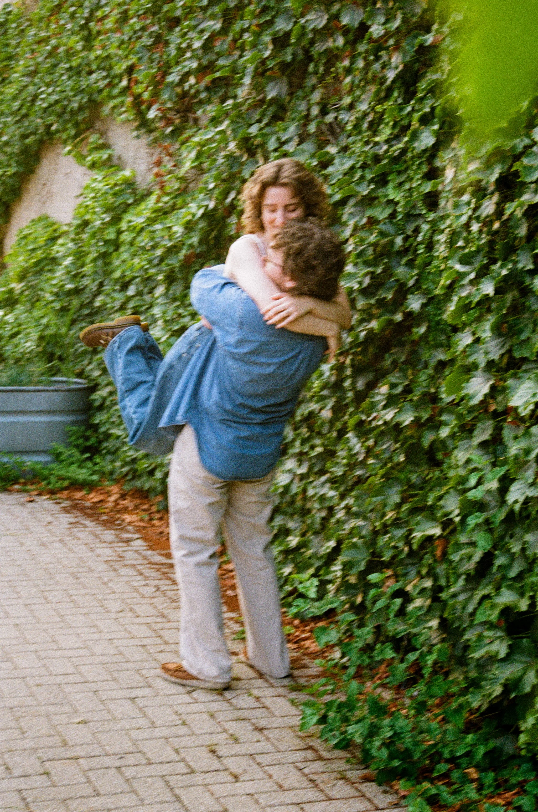 hailee + alec engagement shoot-60.jpg