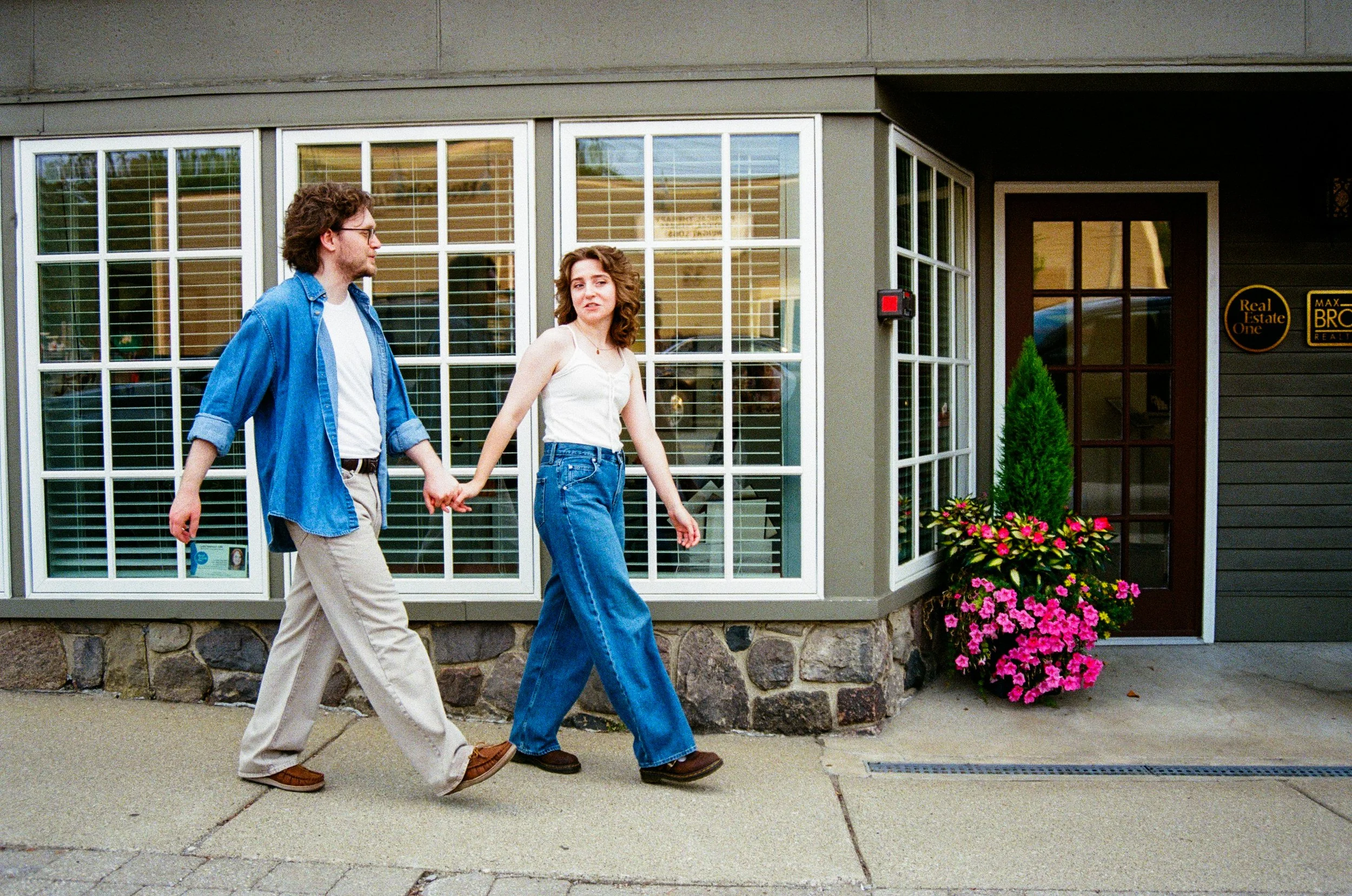 hailee + alec engagement shoot-92.jpg